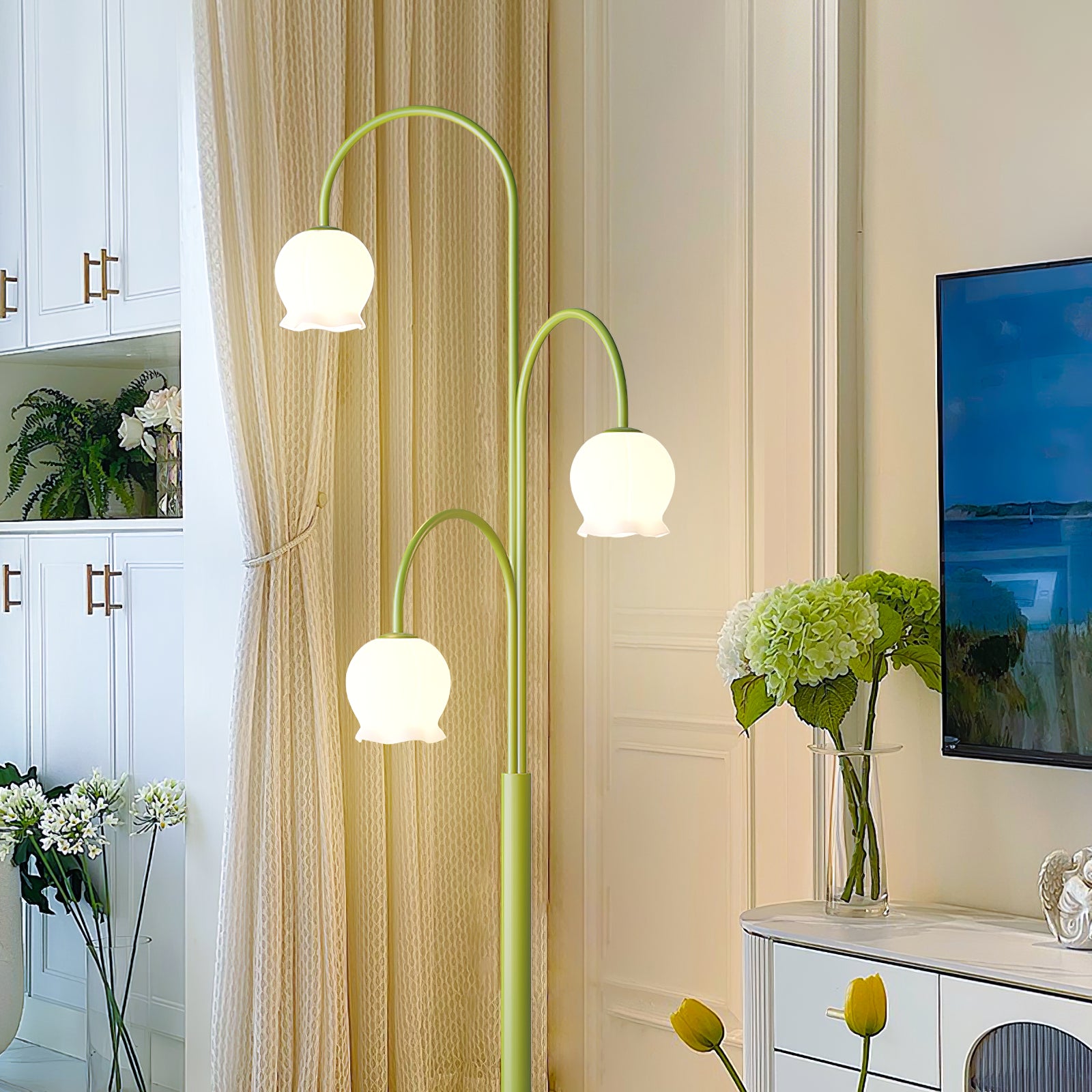 Bell Orchid Floor Lamp