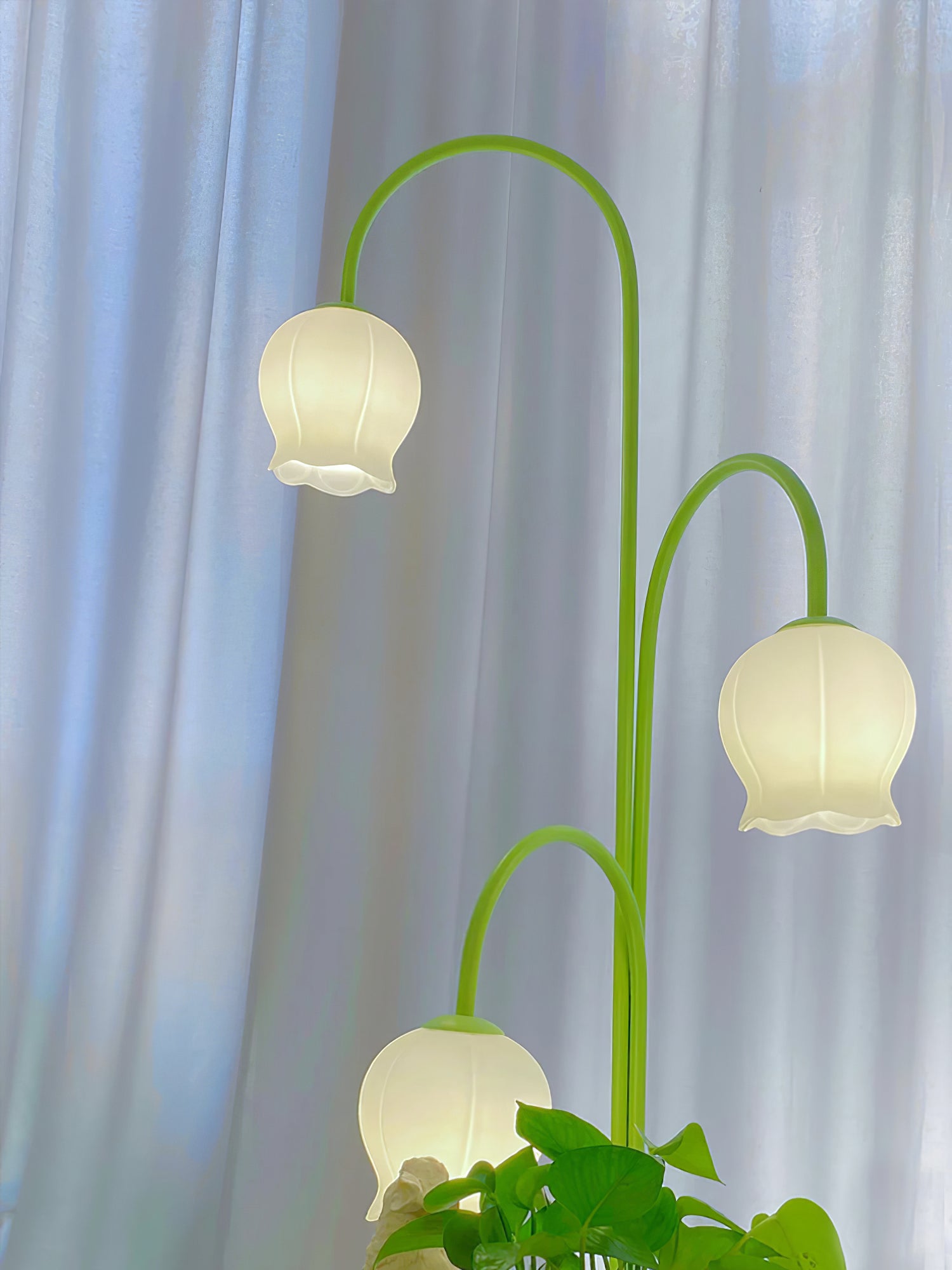 Lampadaire Orchidée Cloche