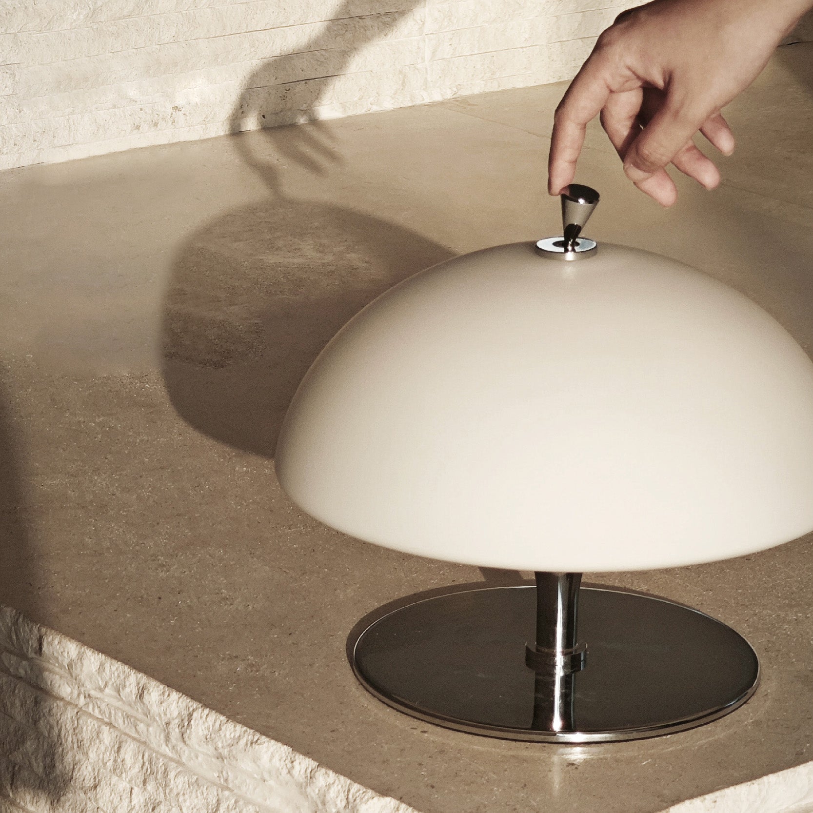 Beret Table Lamp (Built-in Battery)