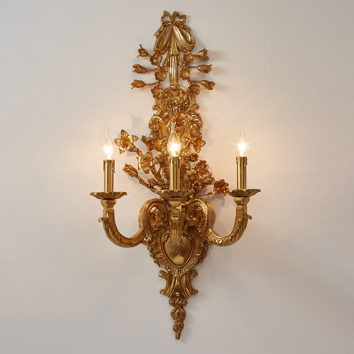 Blanche Brass Wall Lamp