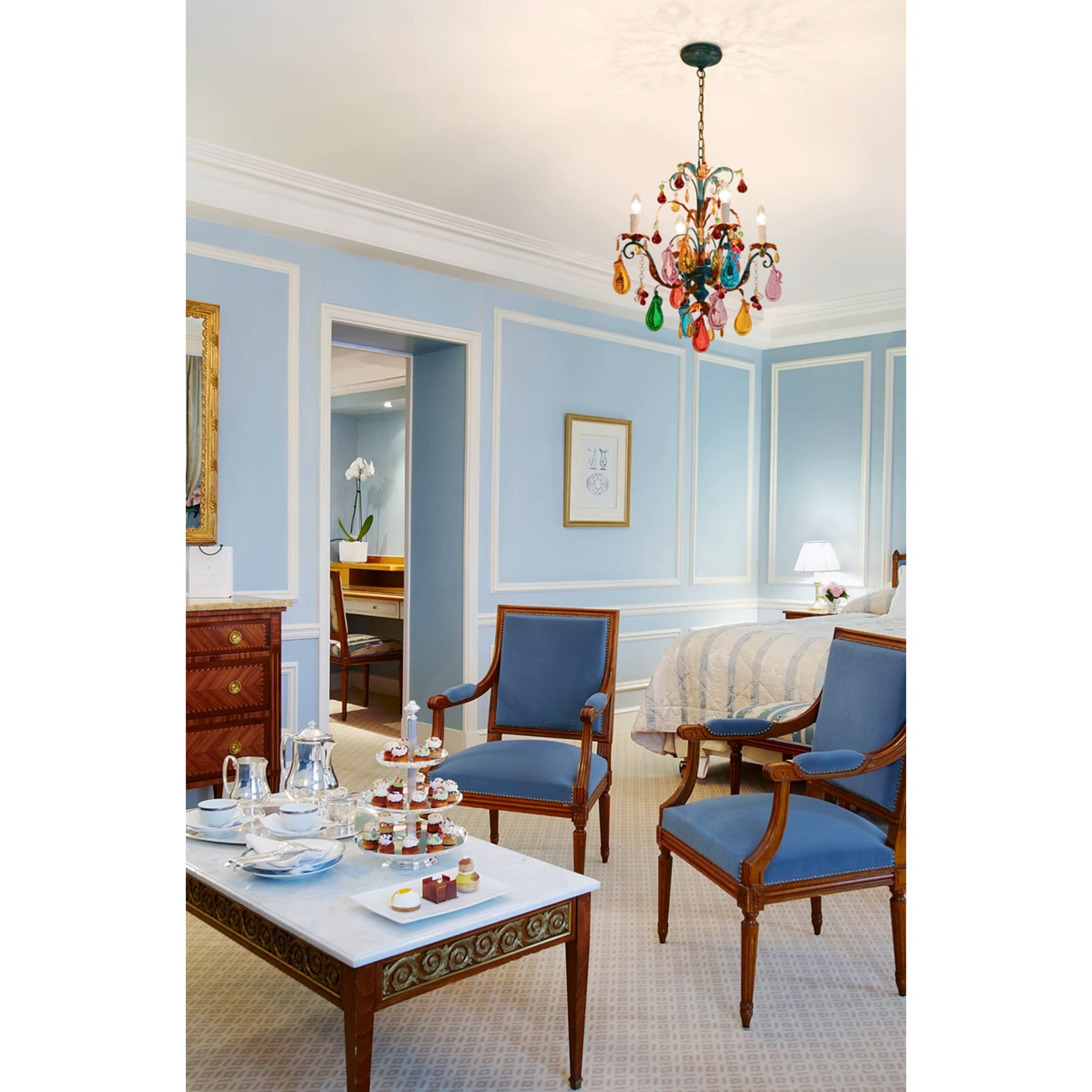 Bordeaux Fruits Chandelier