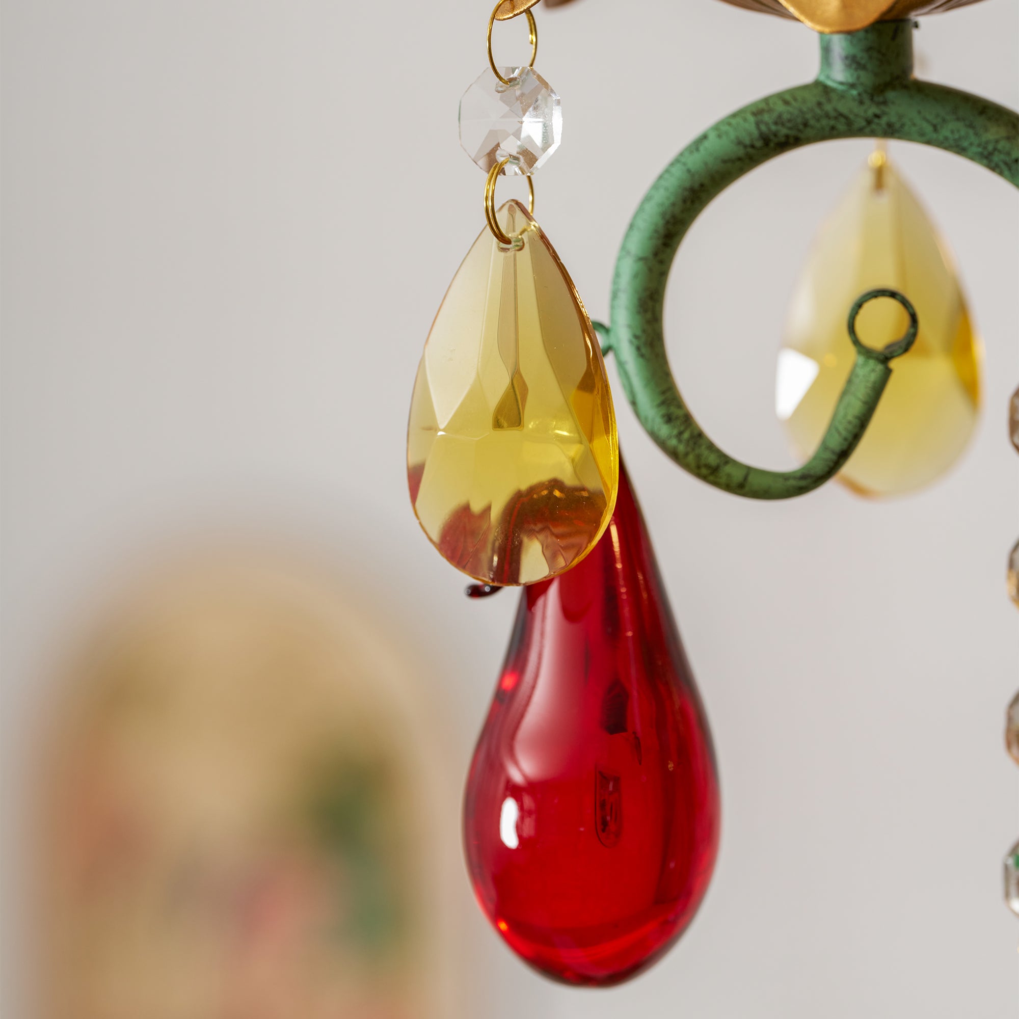 Bordeaux Fruits Chandelier