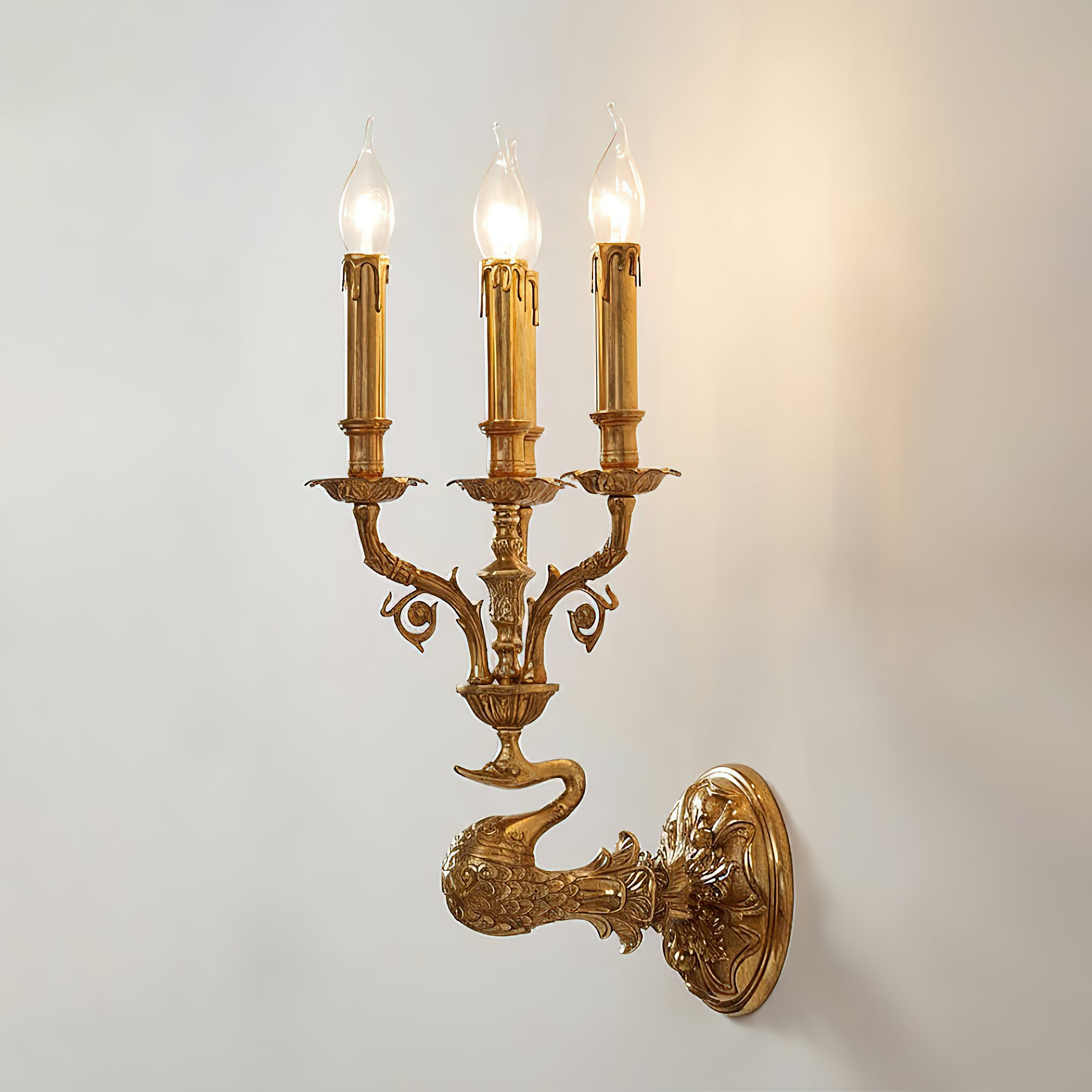 Brad Palace Wall Lamp
