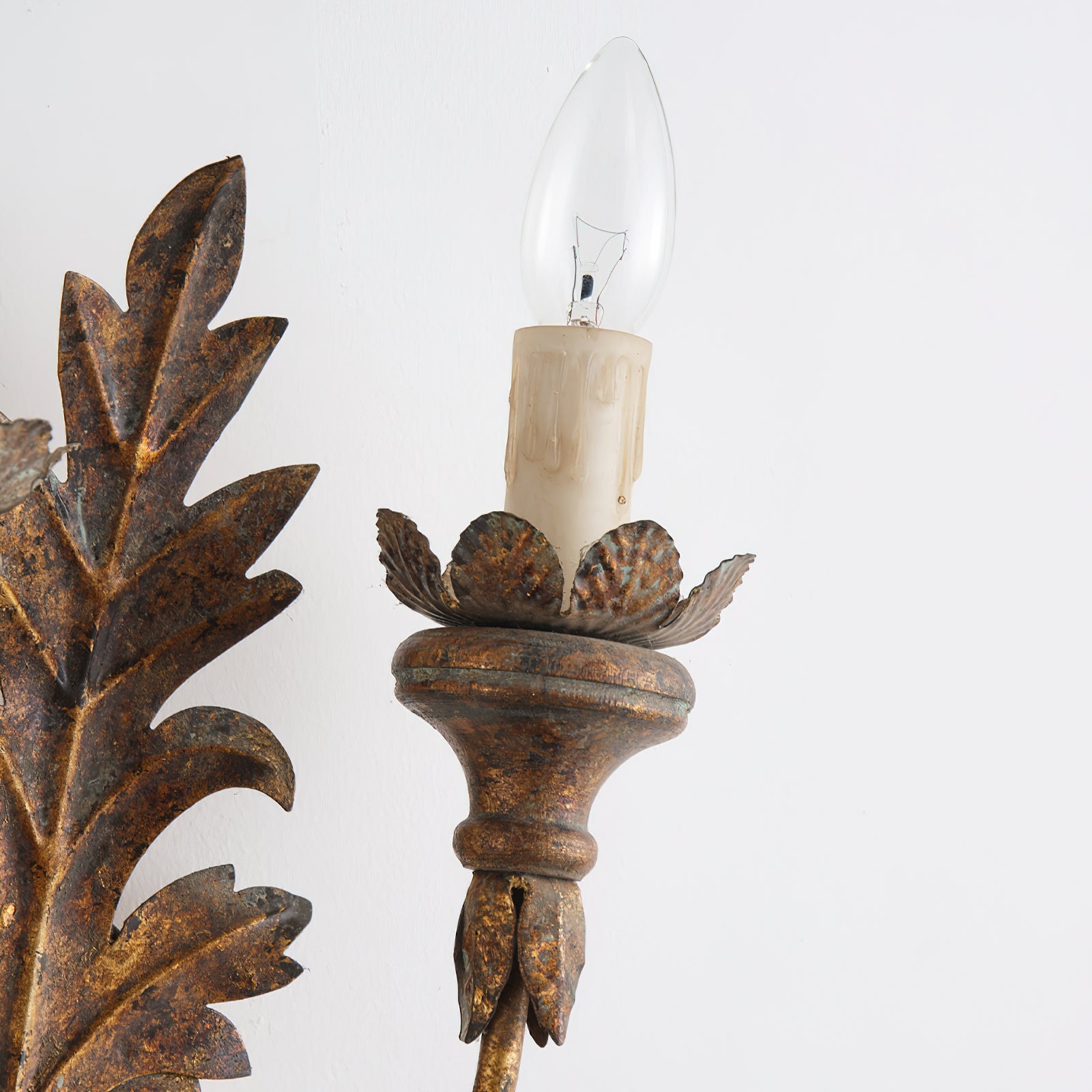 Branch Leaf Wall Lamp