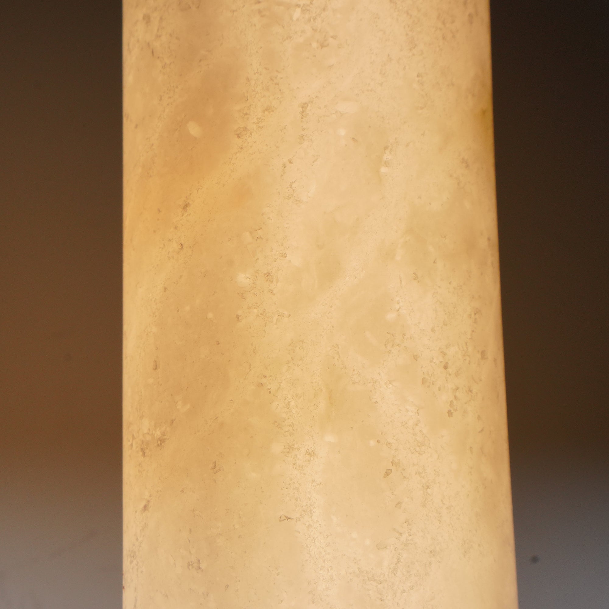 Brindisi Alabaster Wall Lamp