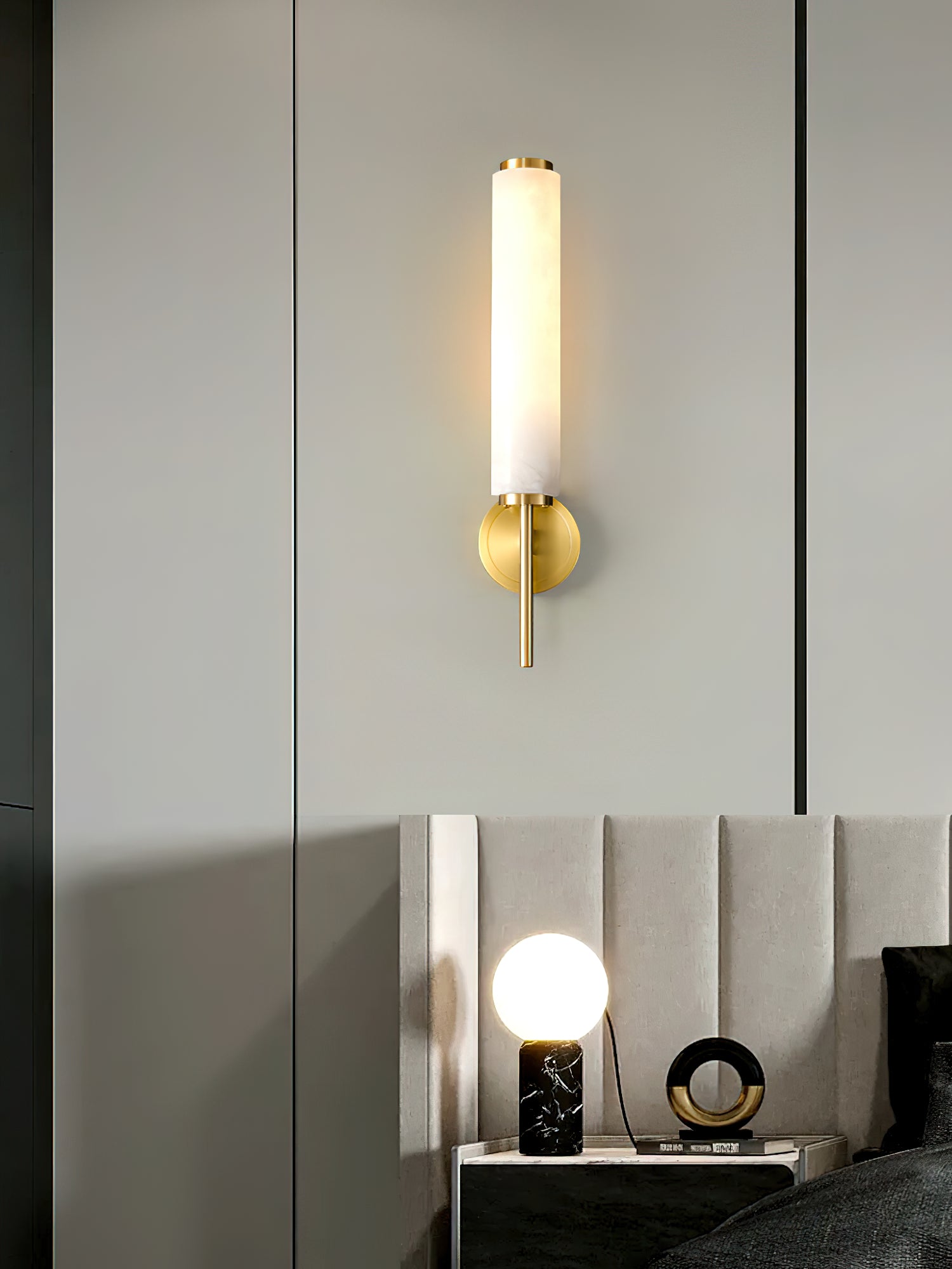 Brindisi Wall Lamp