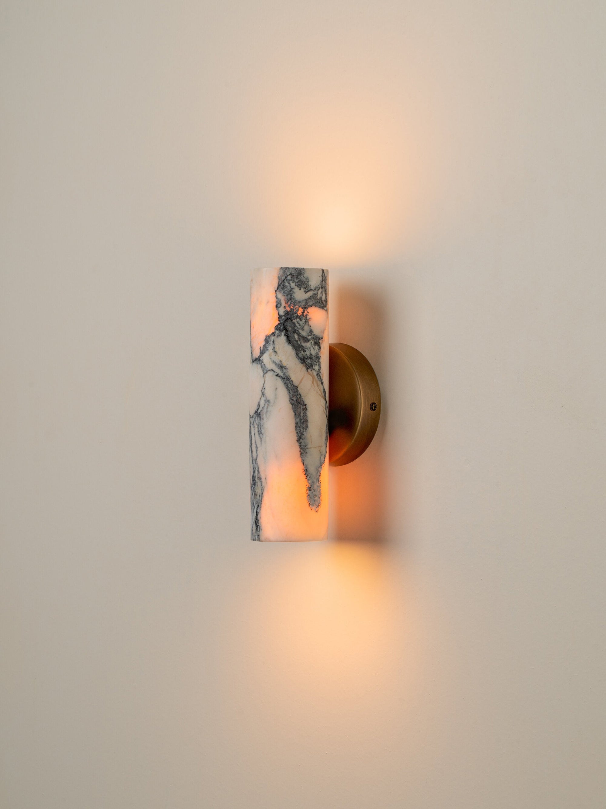 Calla Wall Lamp