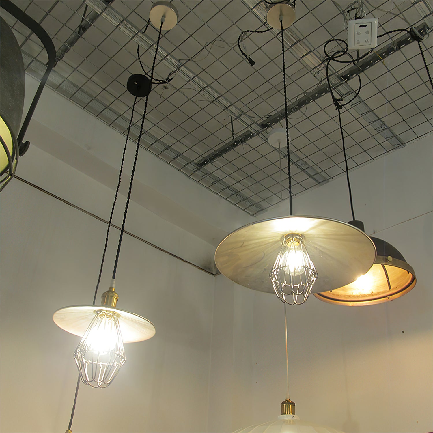 Cantina Pendant Light