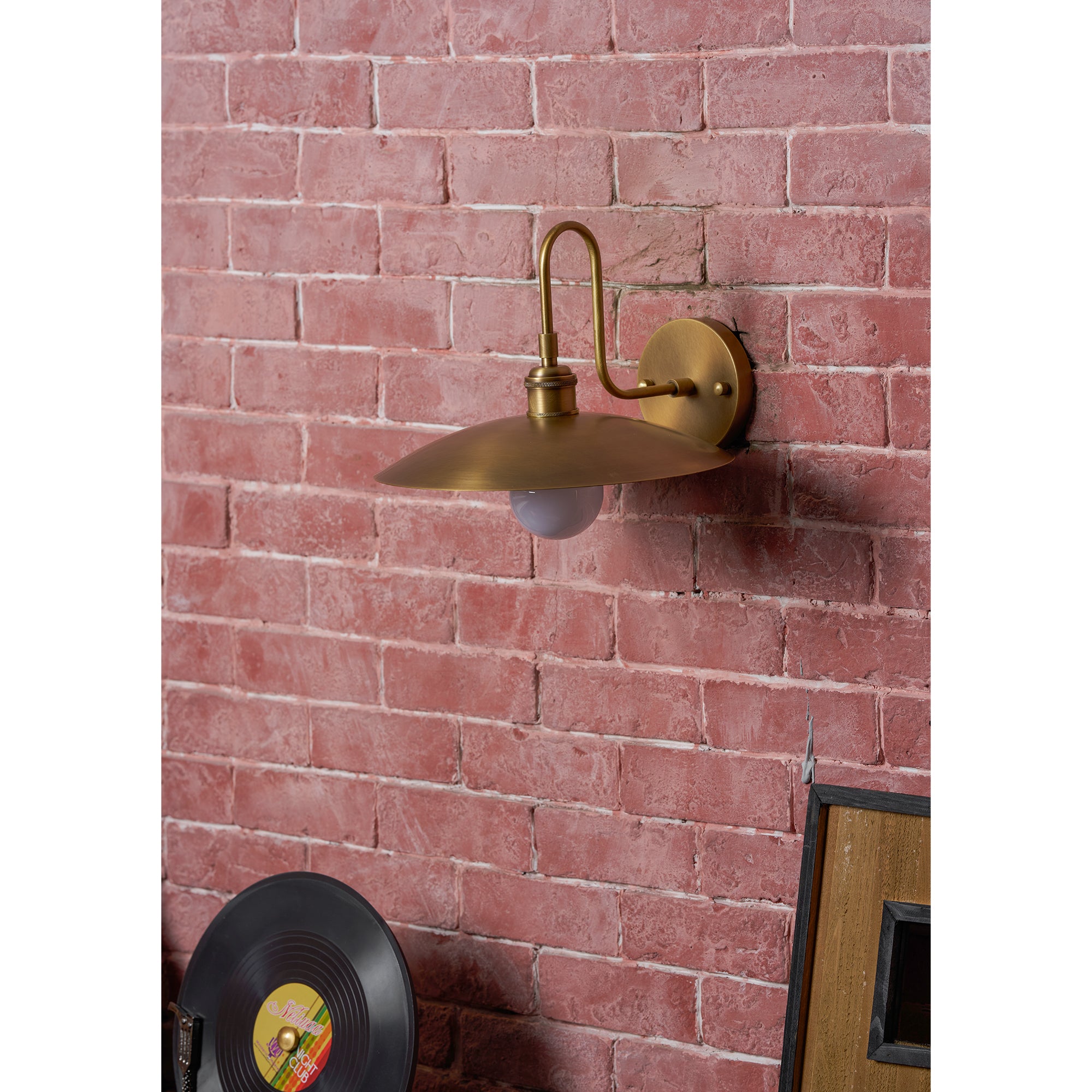 Cantina Wall Lamp