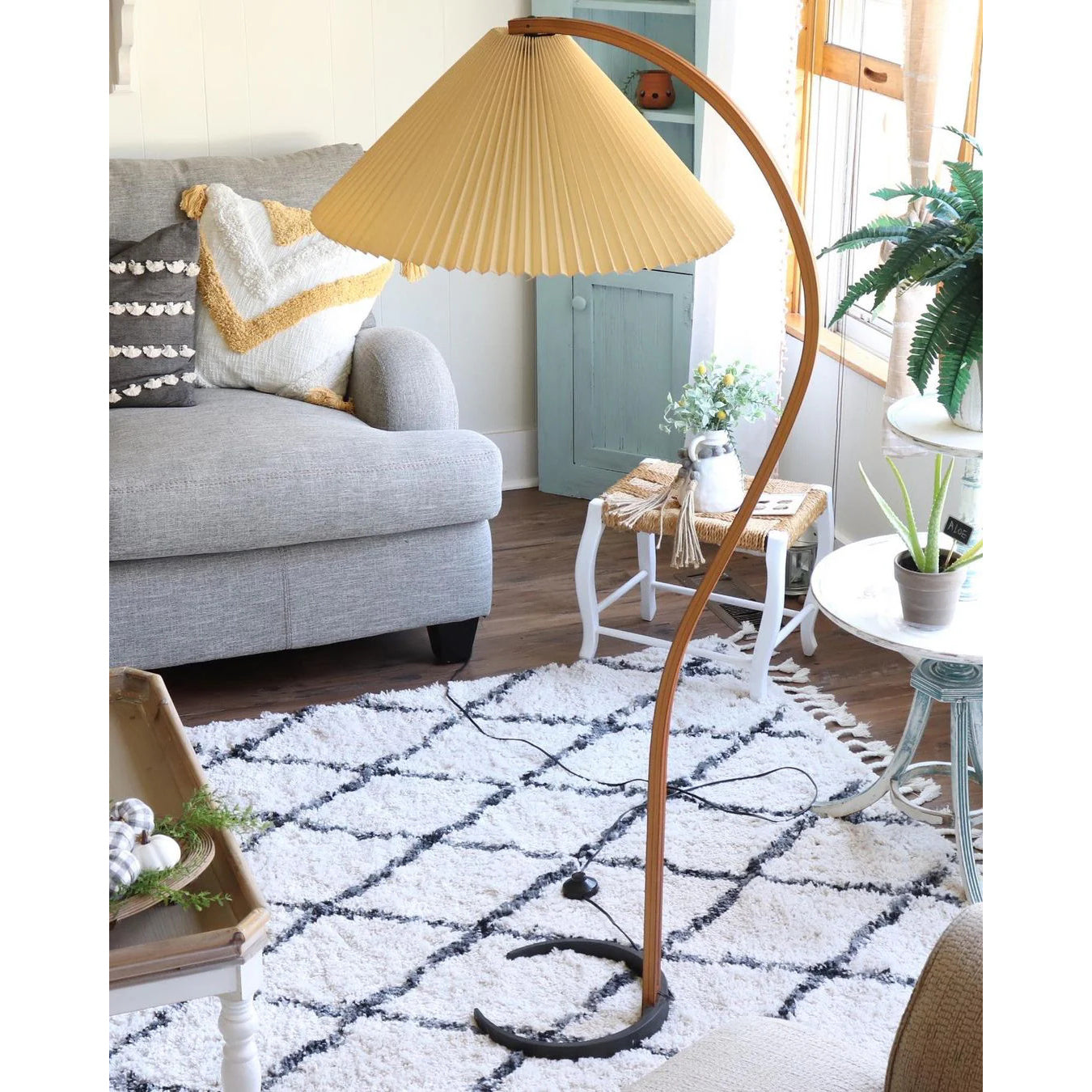 Caprani Floor Lamp