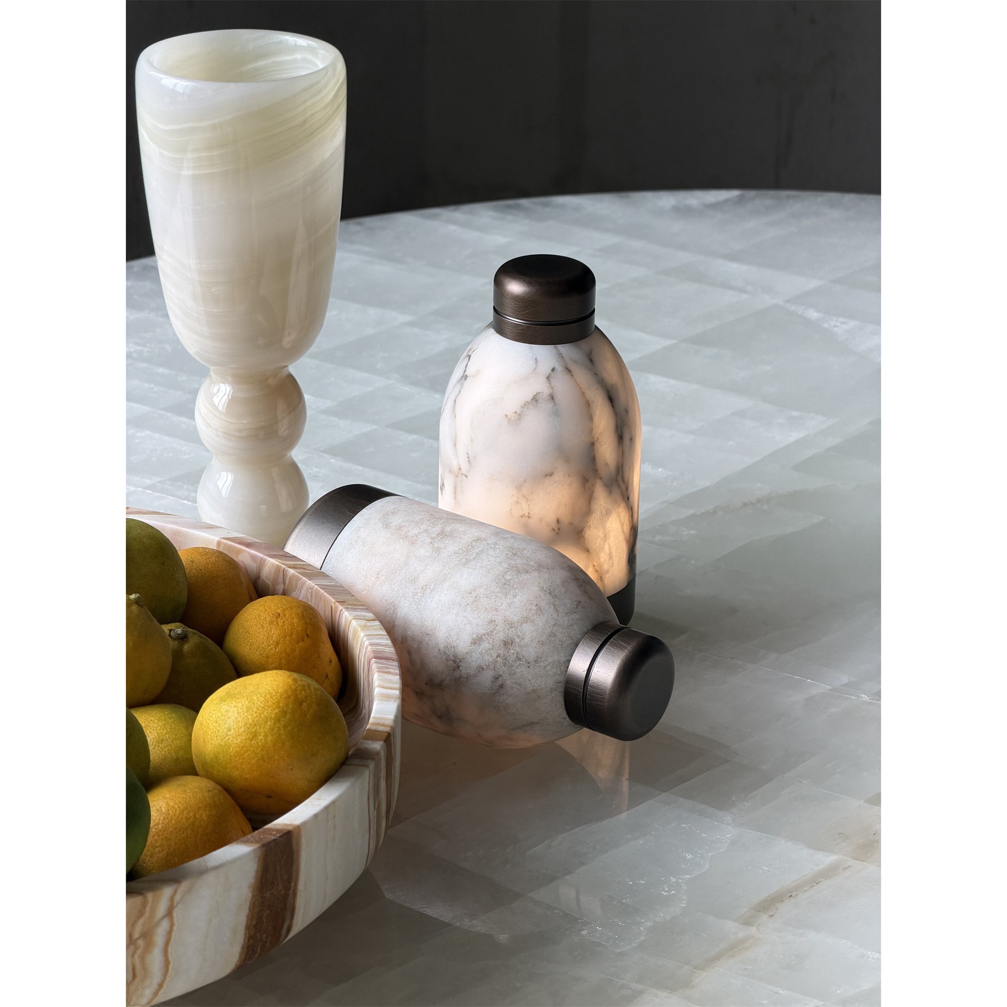 Capsule Marble Table Lamp (Built-in Battery)