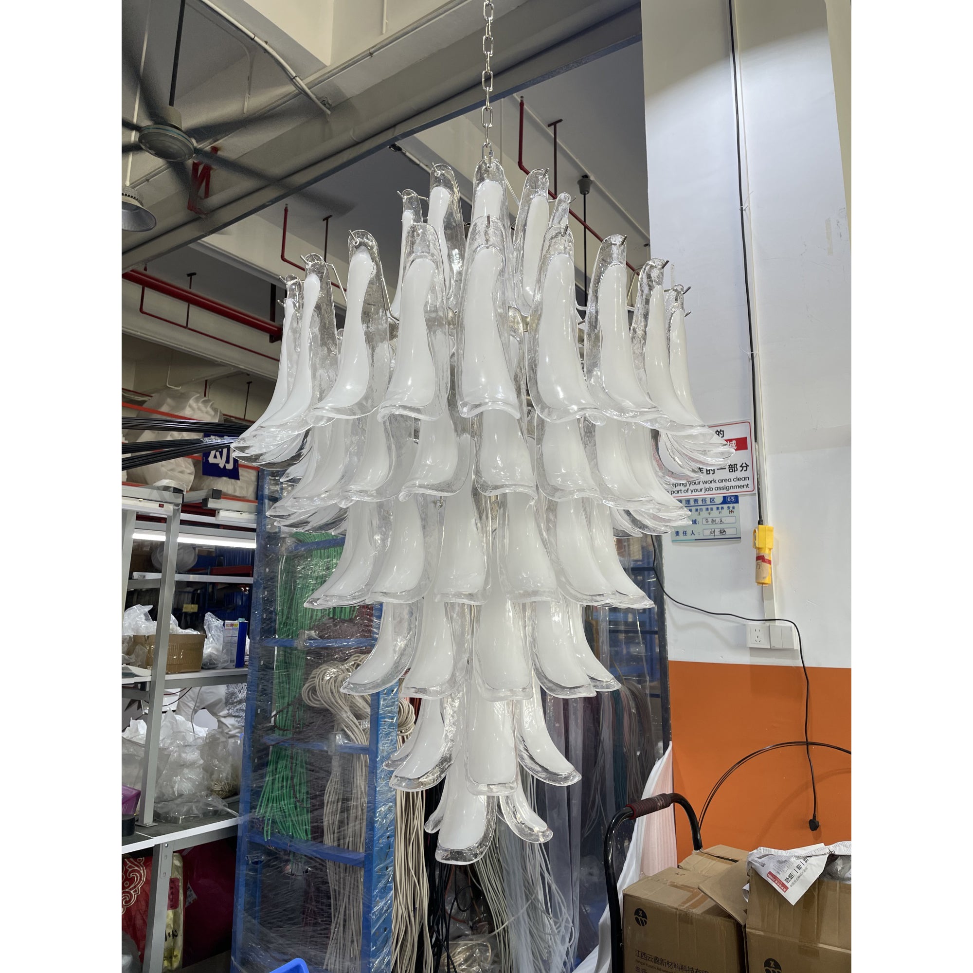 Caramello Petal Chandelier