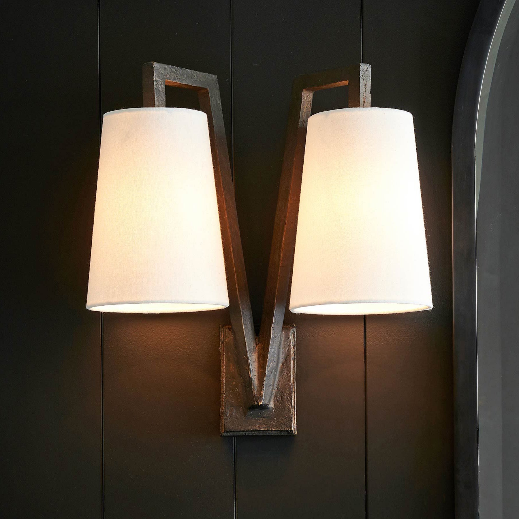 Carson Double Wall Lamp