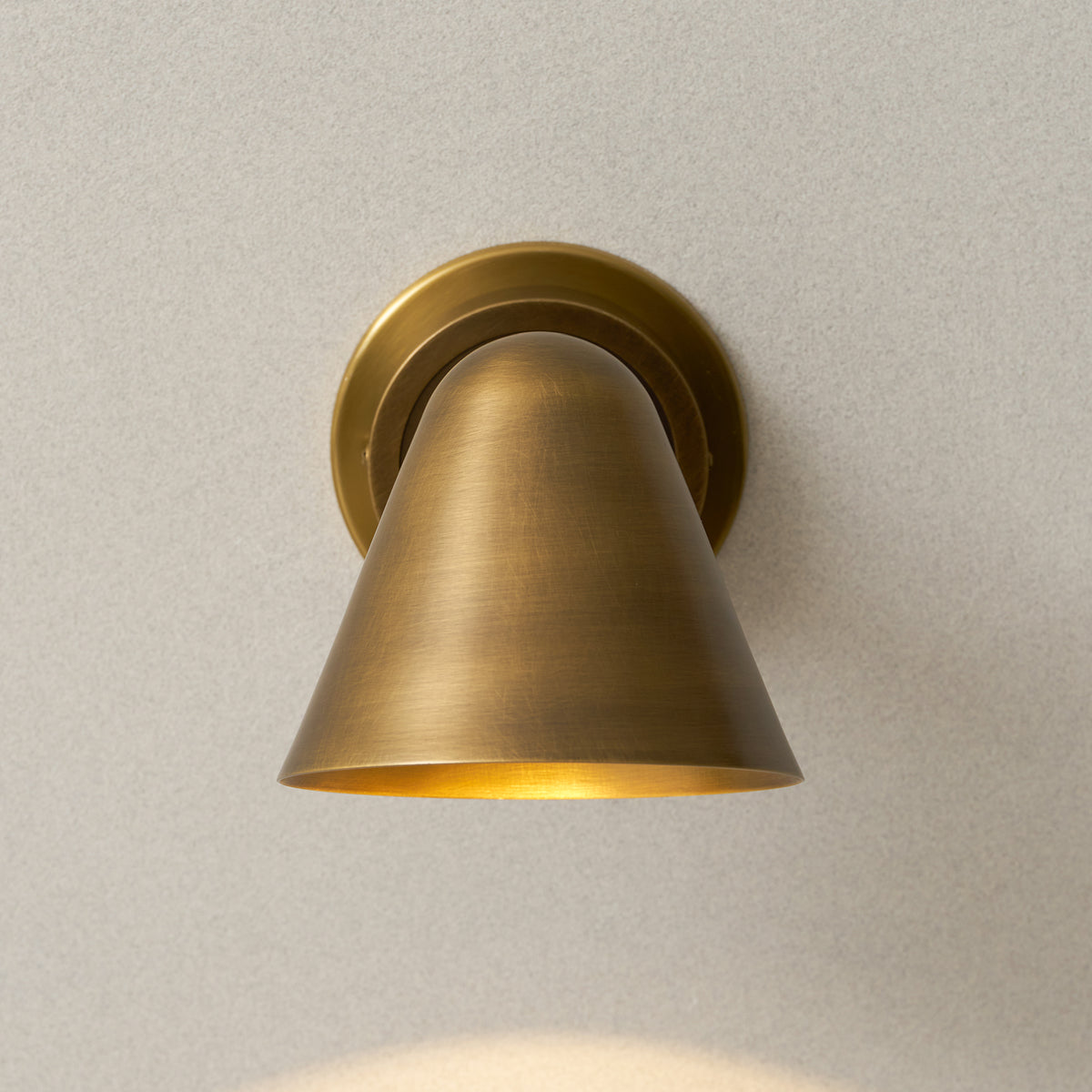 Настенный светильник Casa Cone