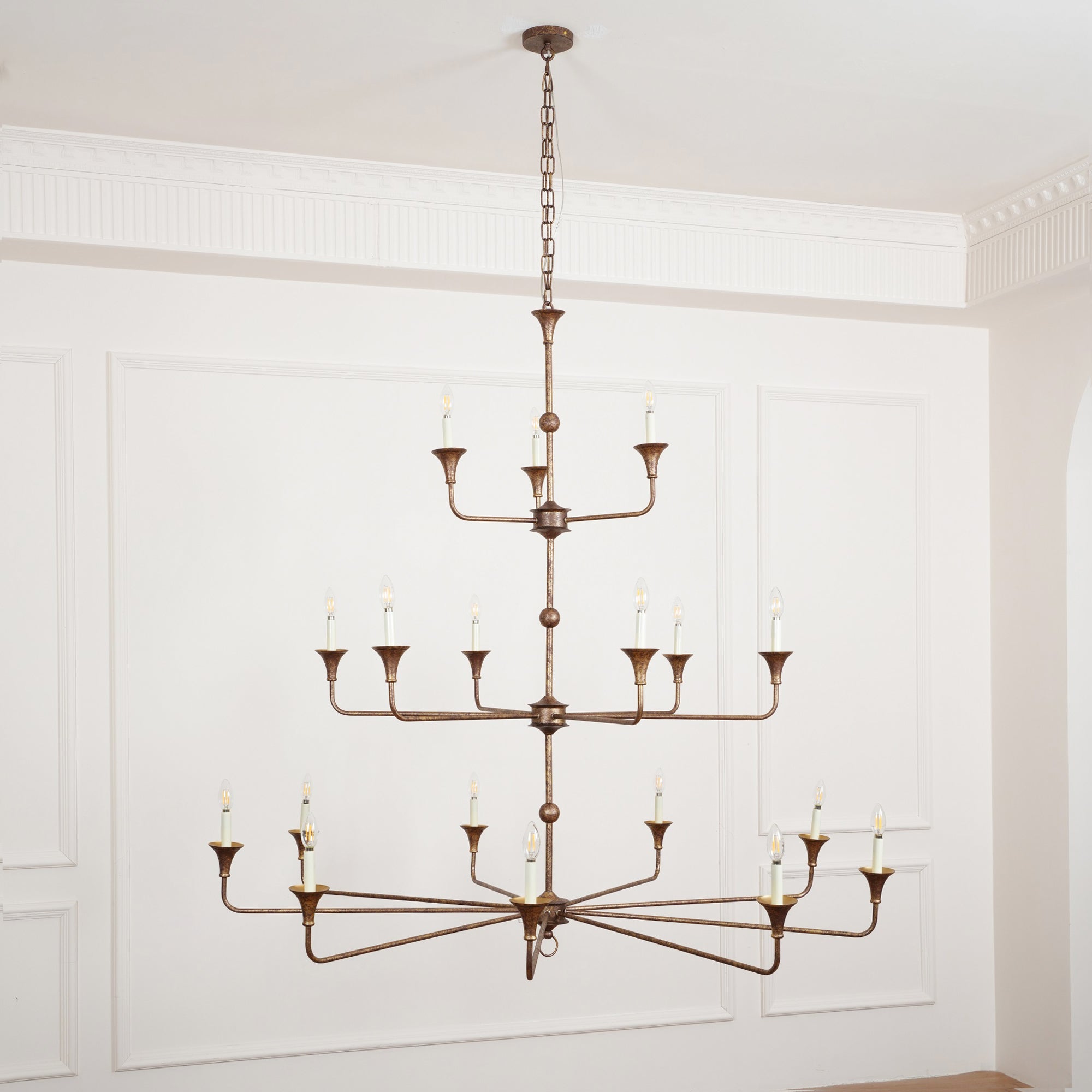 Cecil Grande Chandelier