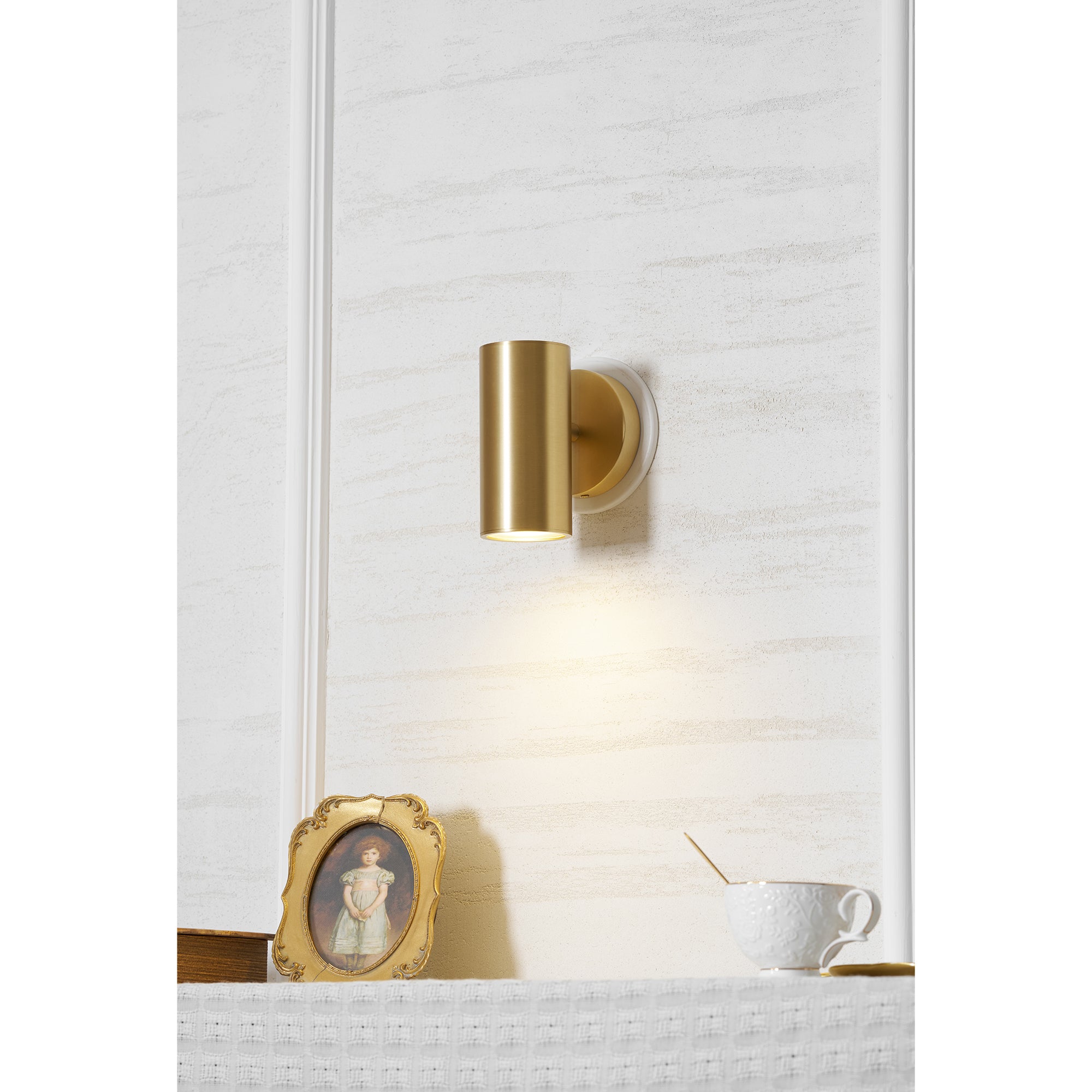 Champeaux Sconce