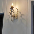 Bild in Galerie-Betrachter laden, Cumiers Wall Lamp
