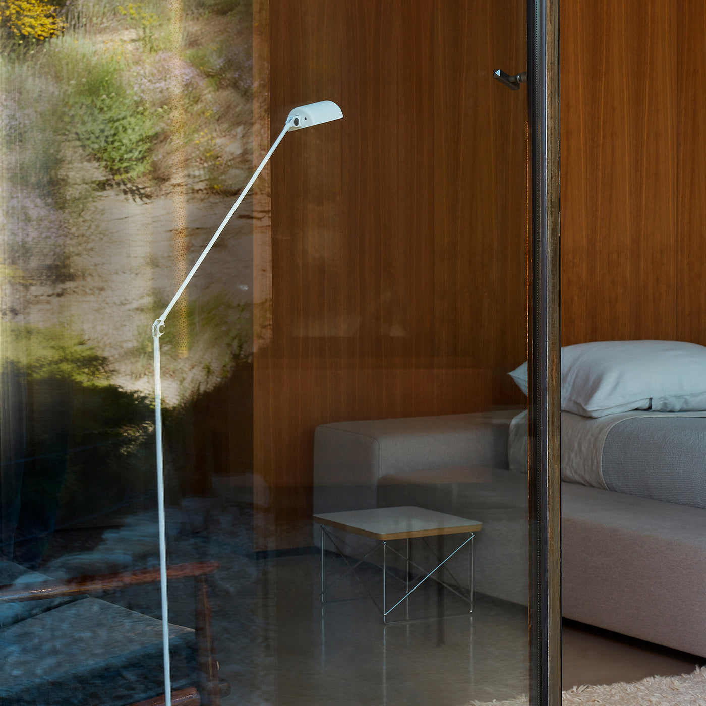 Daphine Floor Lamp