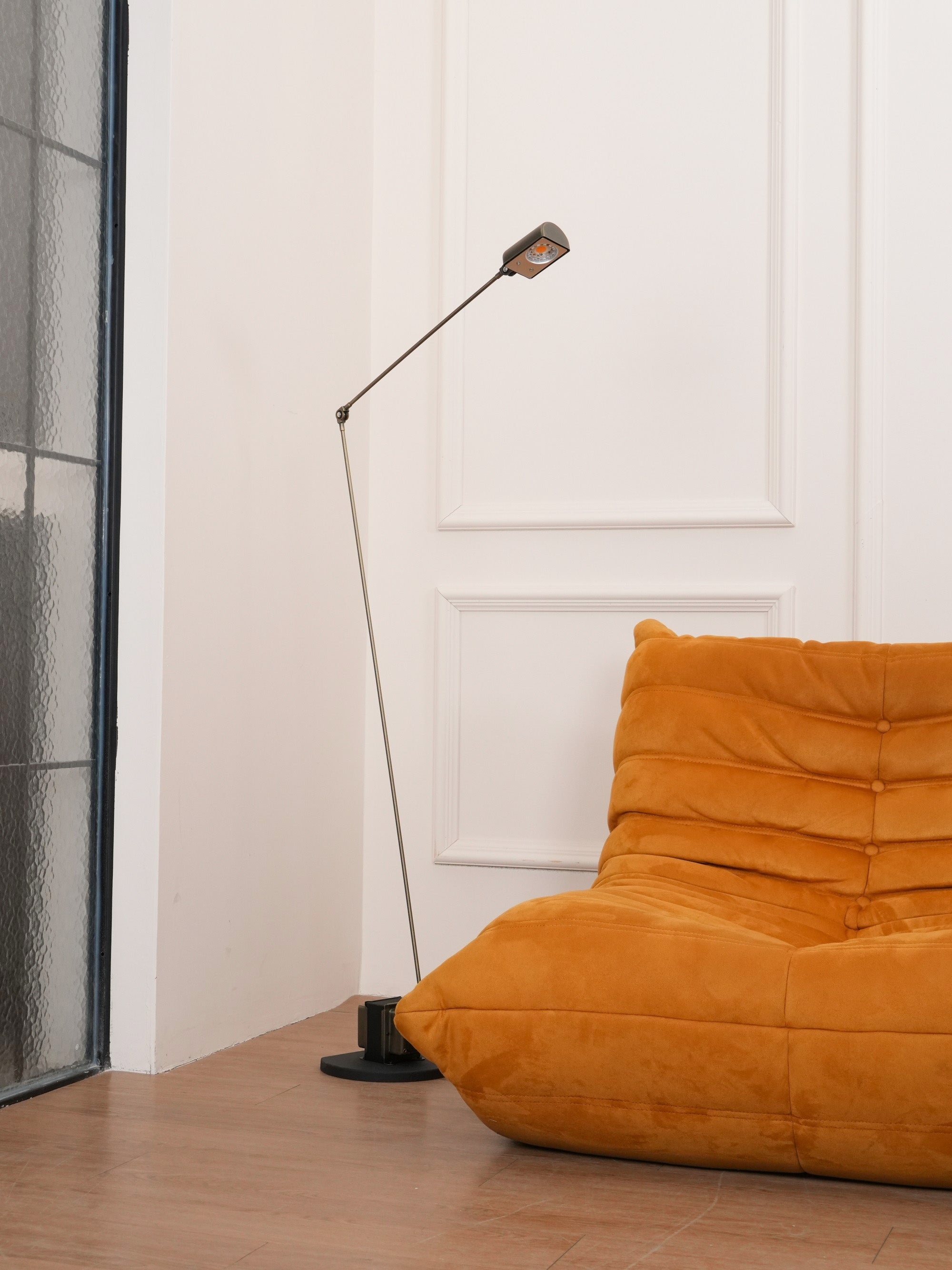 Daphine Floor Lamp