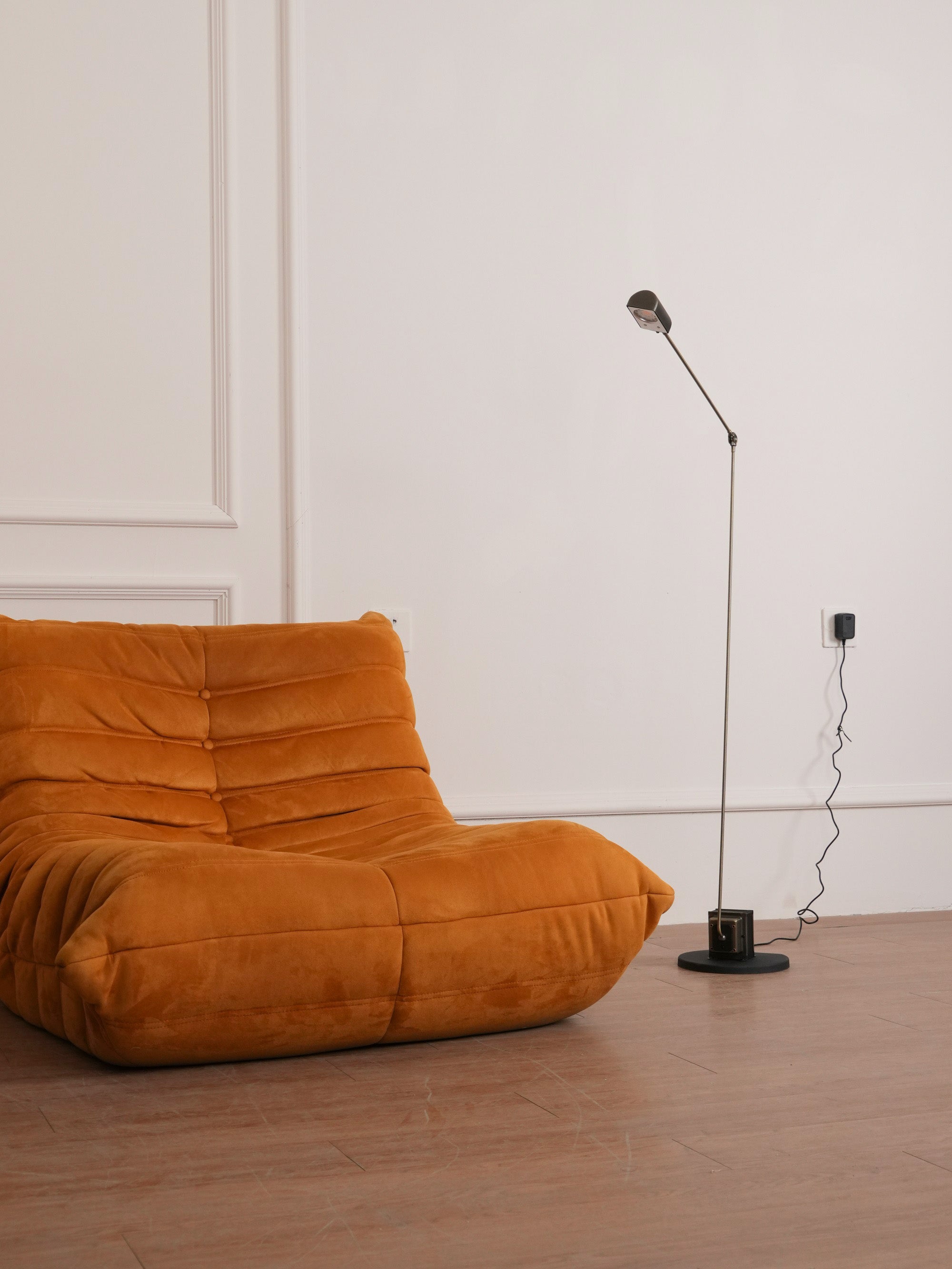 Daphine Floor Lamp