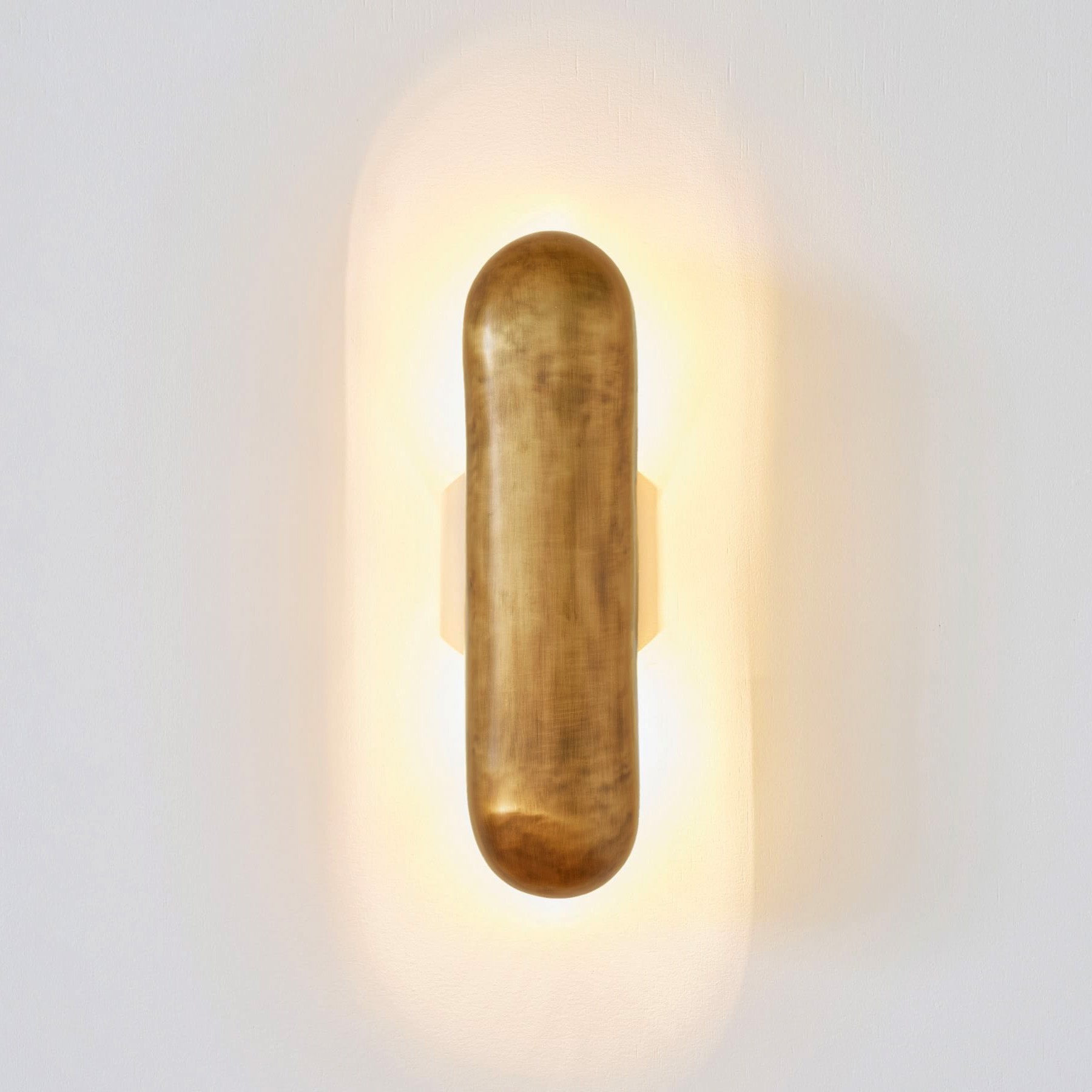 Dax Brass Wall Lamp