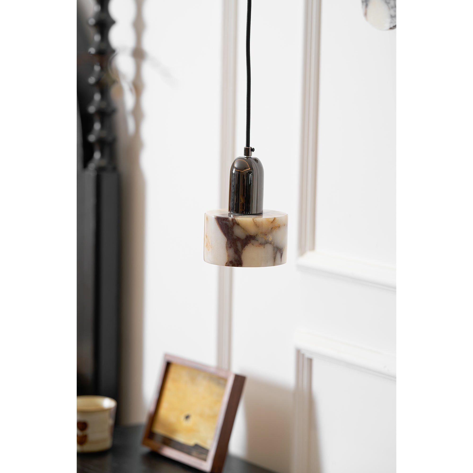 Dekum Marble Pendant Lamp