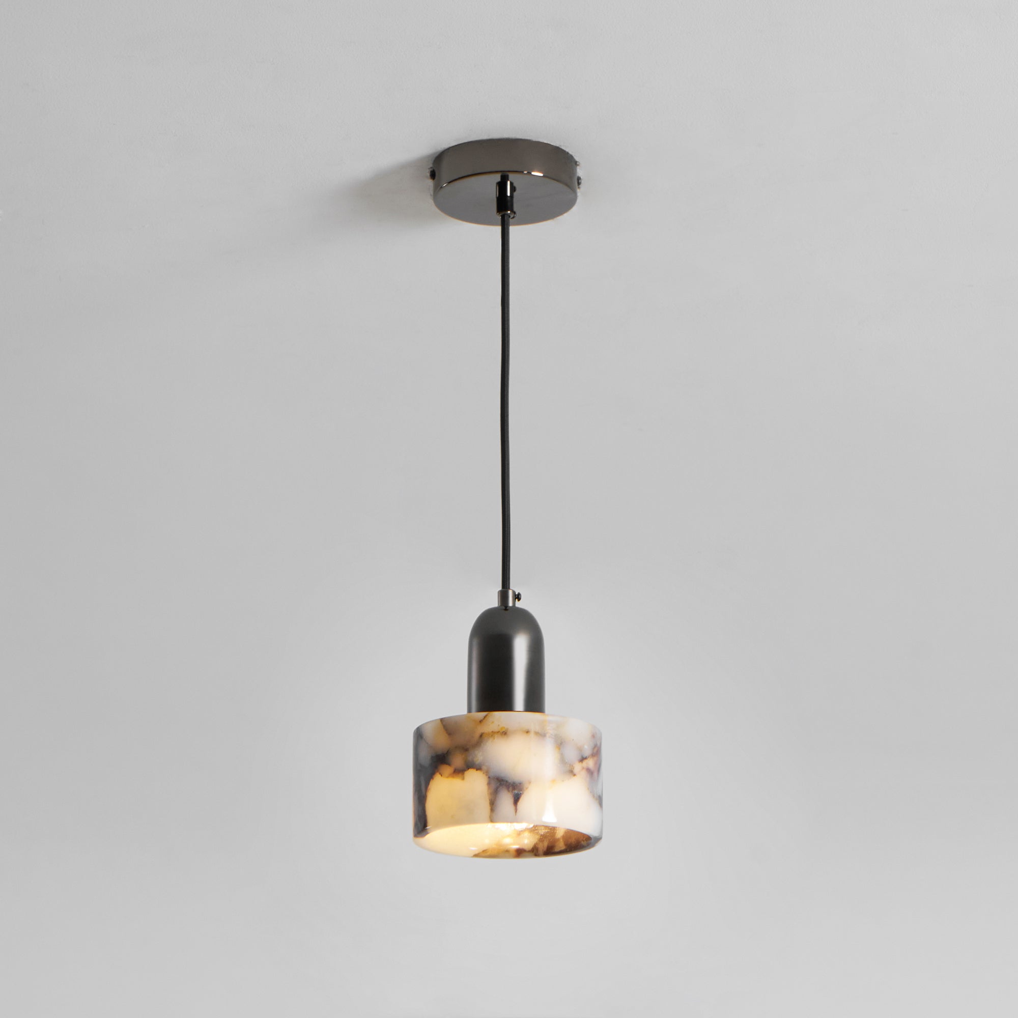 Dekum Marble Pendant Lamp