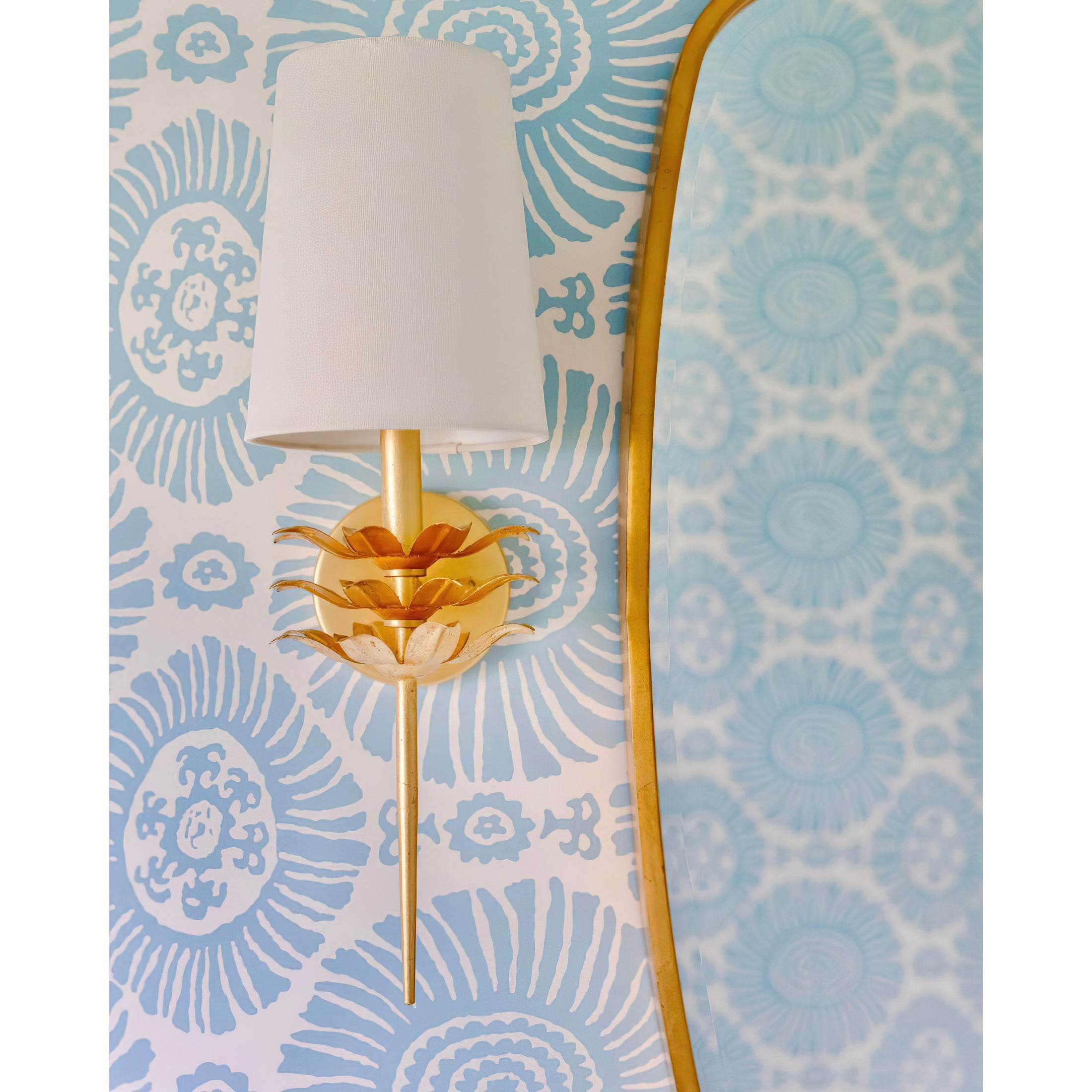 Delilah Wall Lamp