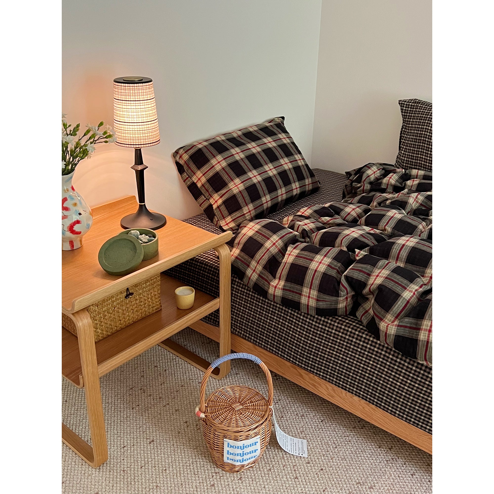 Devon Black Table Lamp (Built-in Battery)