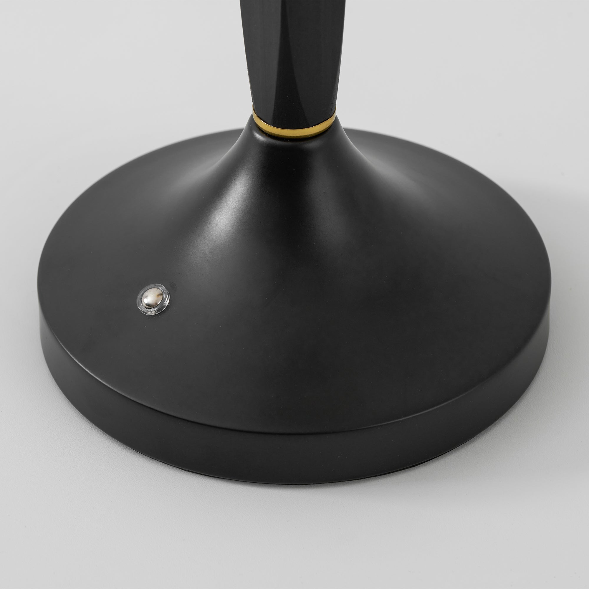 Devon Black Table Lamp (Built-in Battery)
