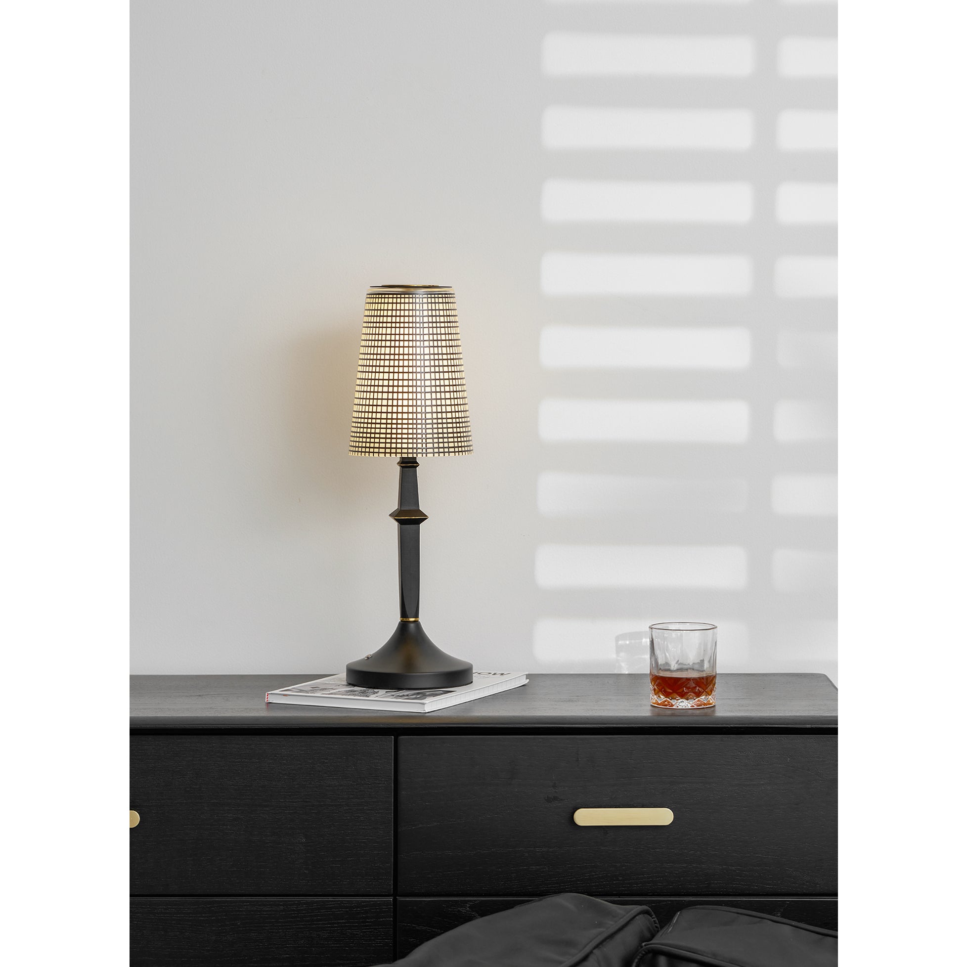 Devon Black Table Lamp (Built-in Battery)