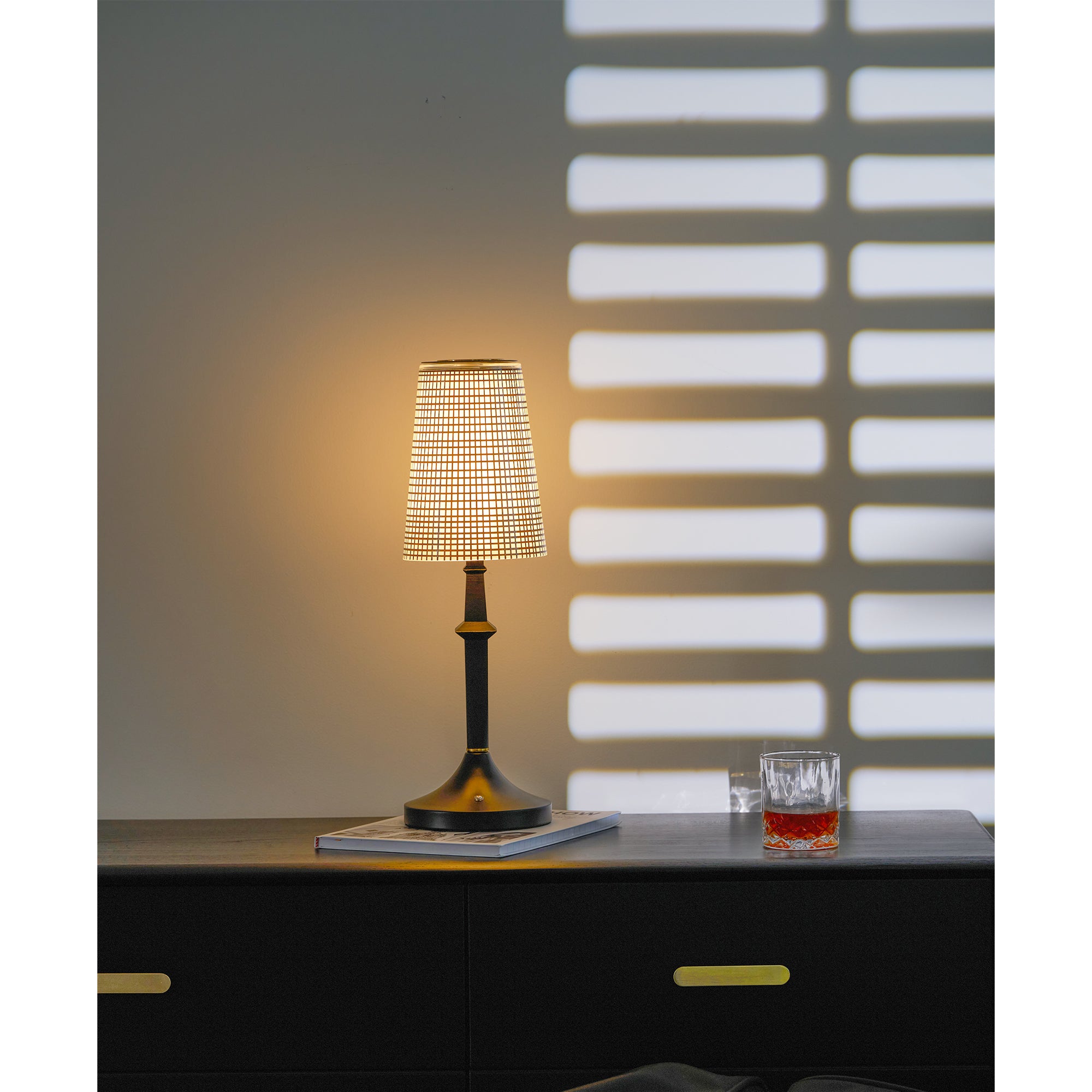 Devon Black Table Lamp (Built-in Battery)