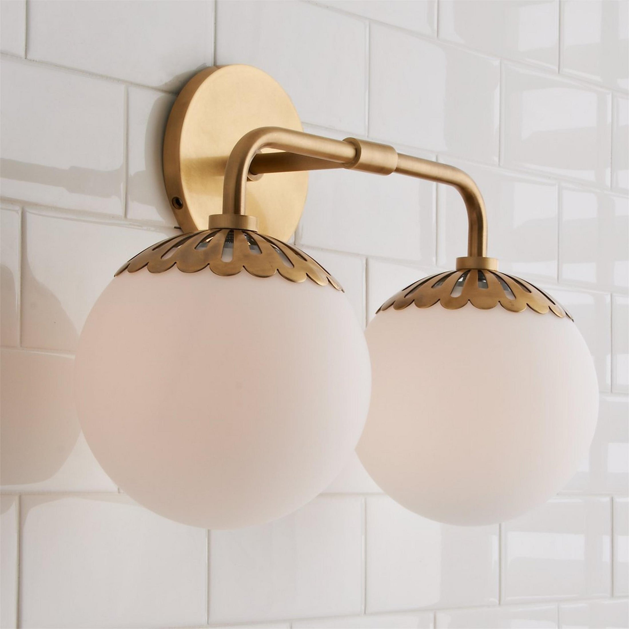 Dewdrop Globe Sconce