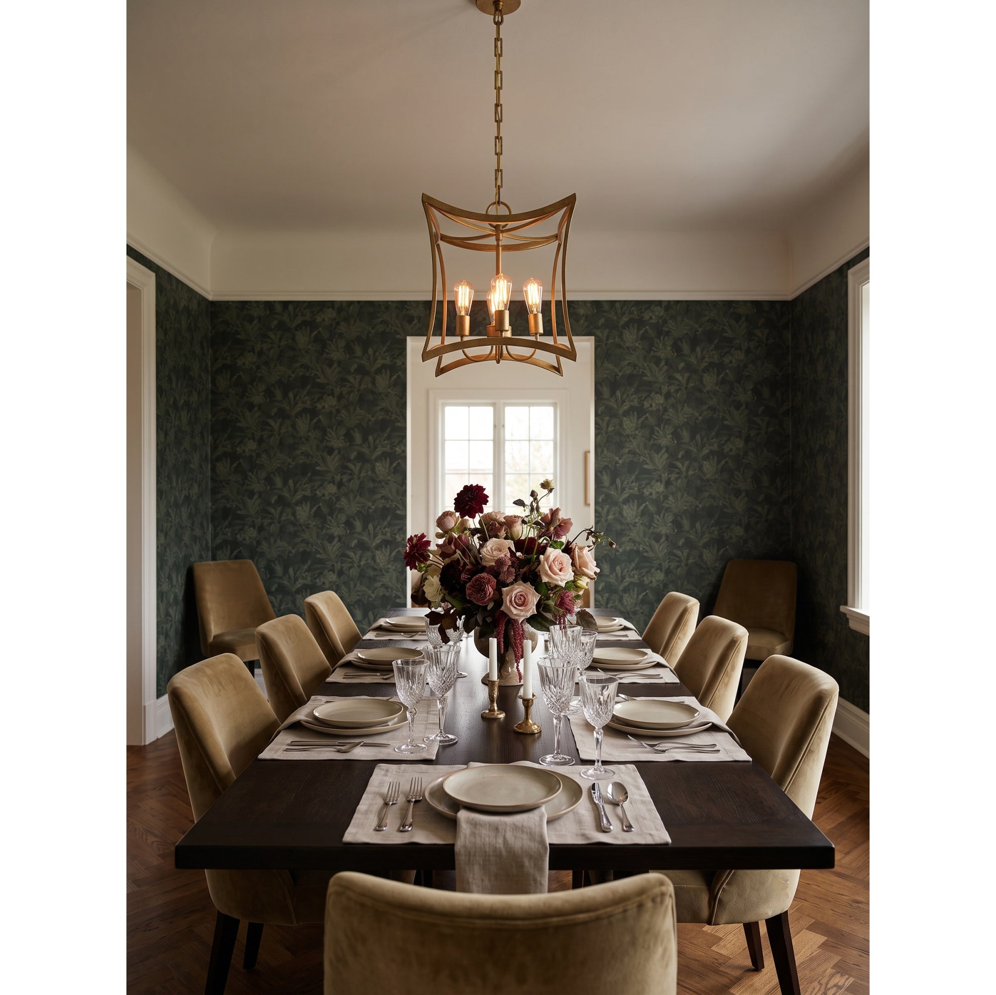 Dore Lantern Pendant Lamp