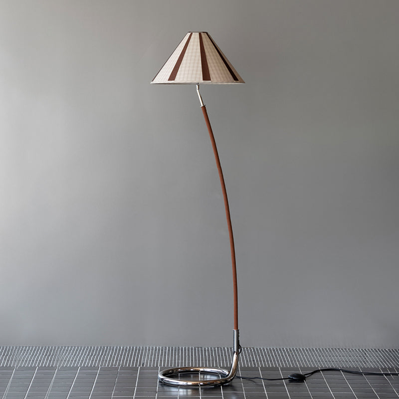 Dornstab Floor Lamp