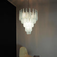 Bild in Galerie-Betrachter laden, Drop Murano Chandelier
