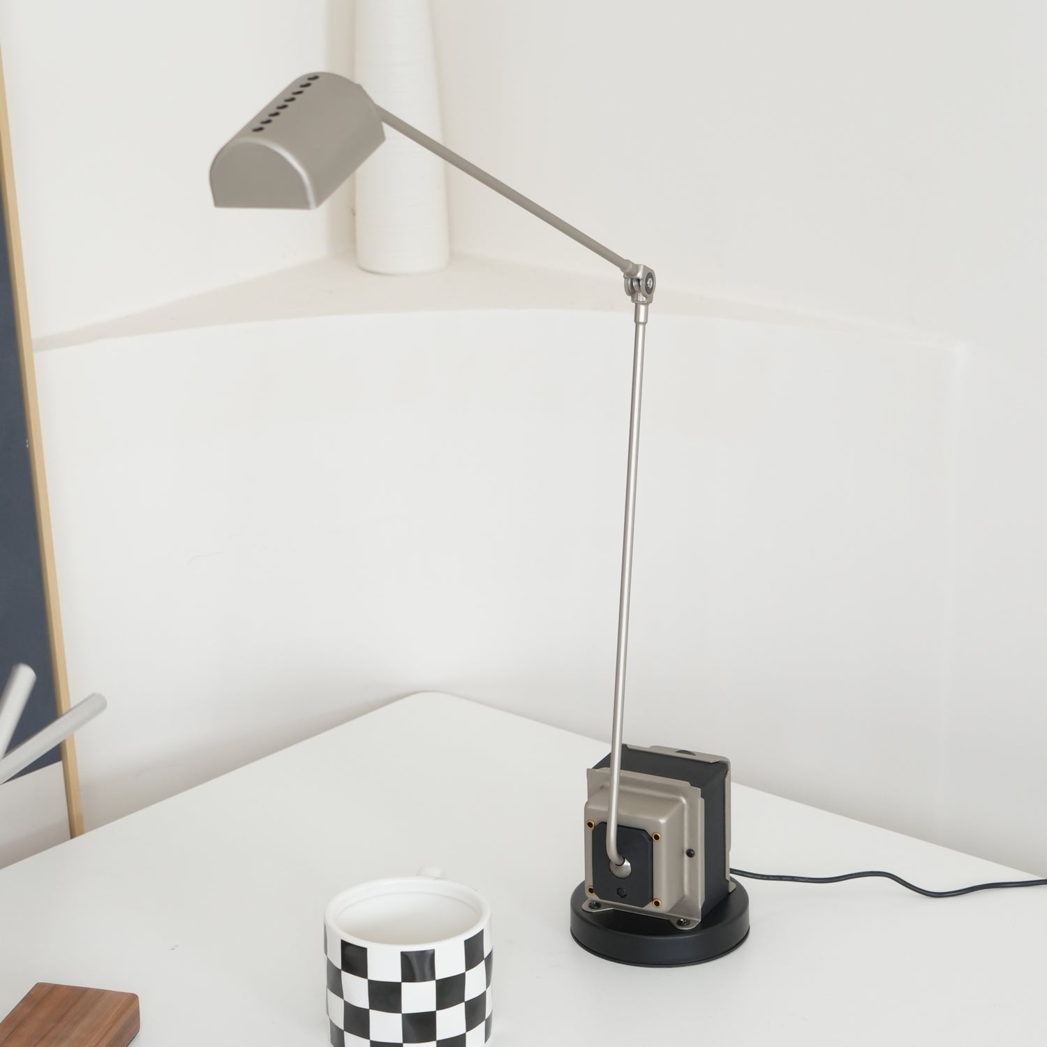 Daphine Table Lamp