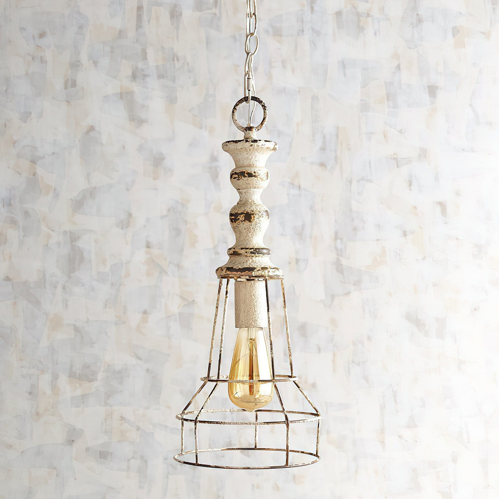 Earl Weathered Pendant Light