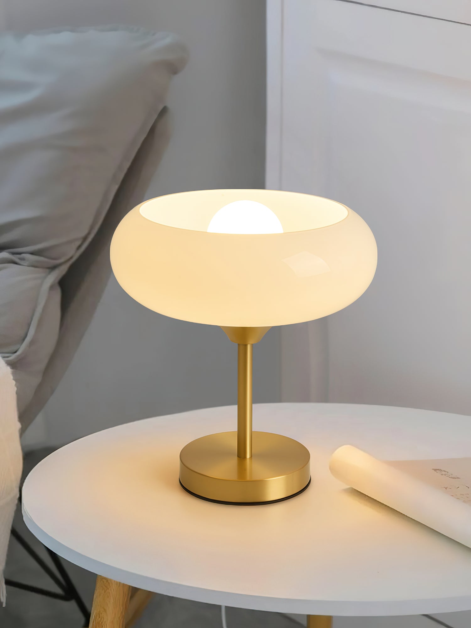 Lampe de table en verre tarte aux œufs