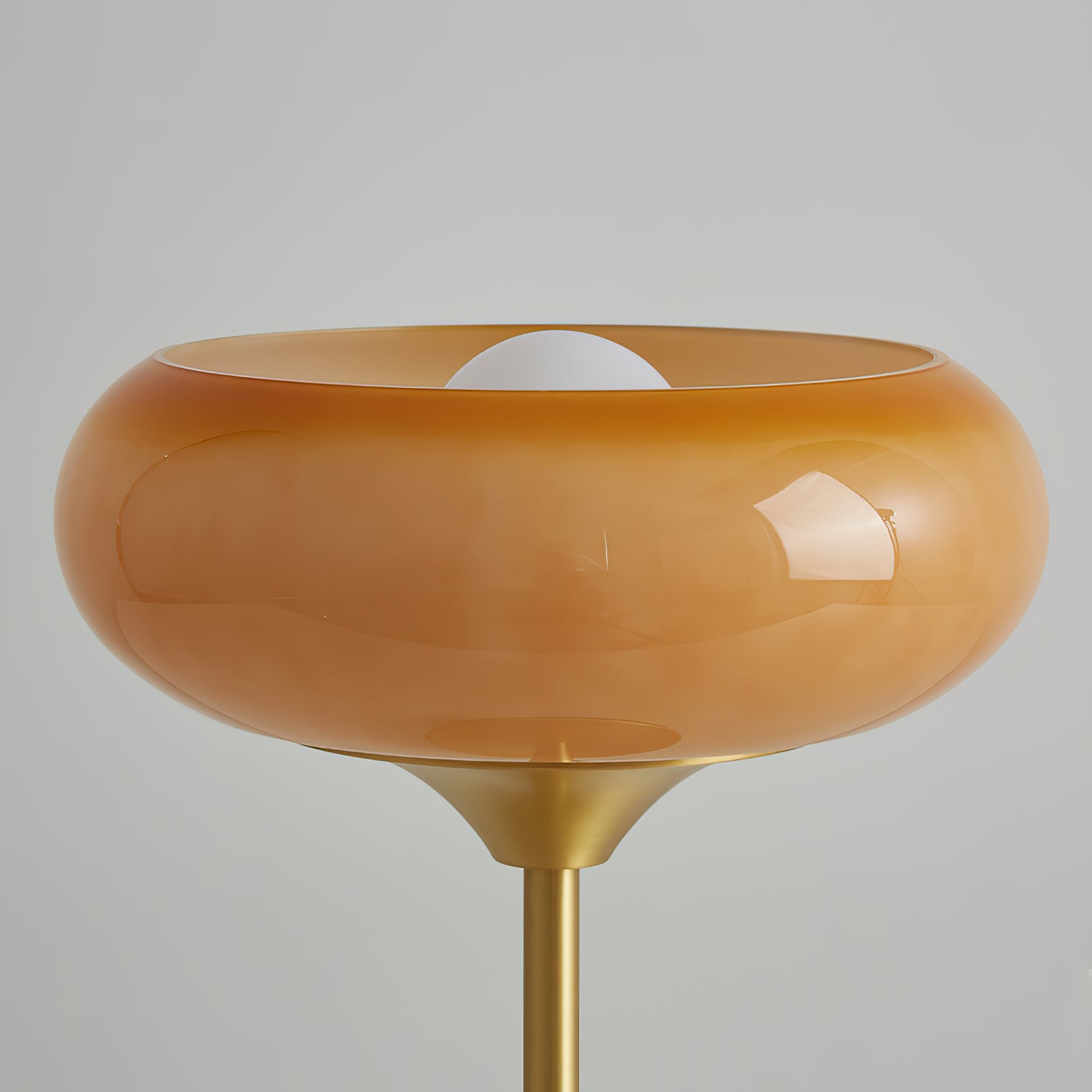 Lampe de table en verre tarte aux œufs