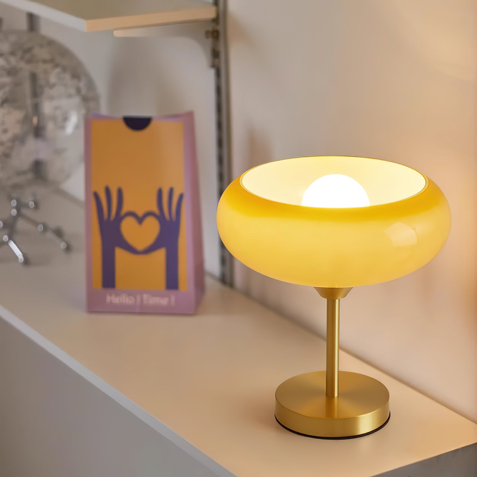 Lampe de table en verre tarte aux œufs