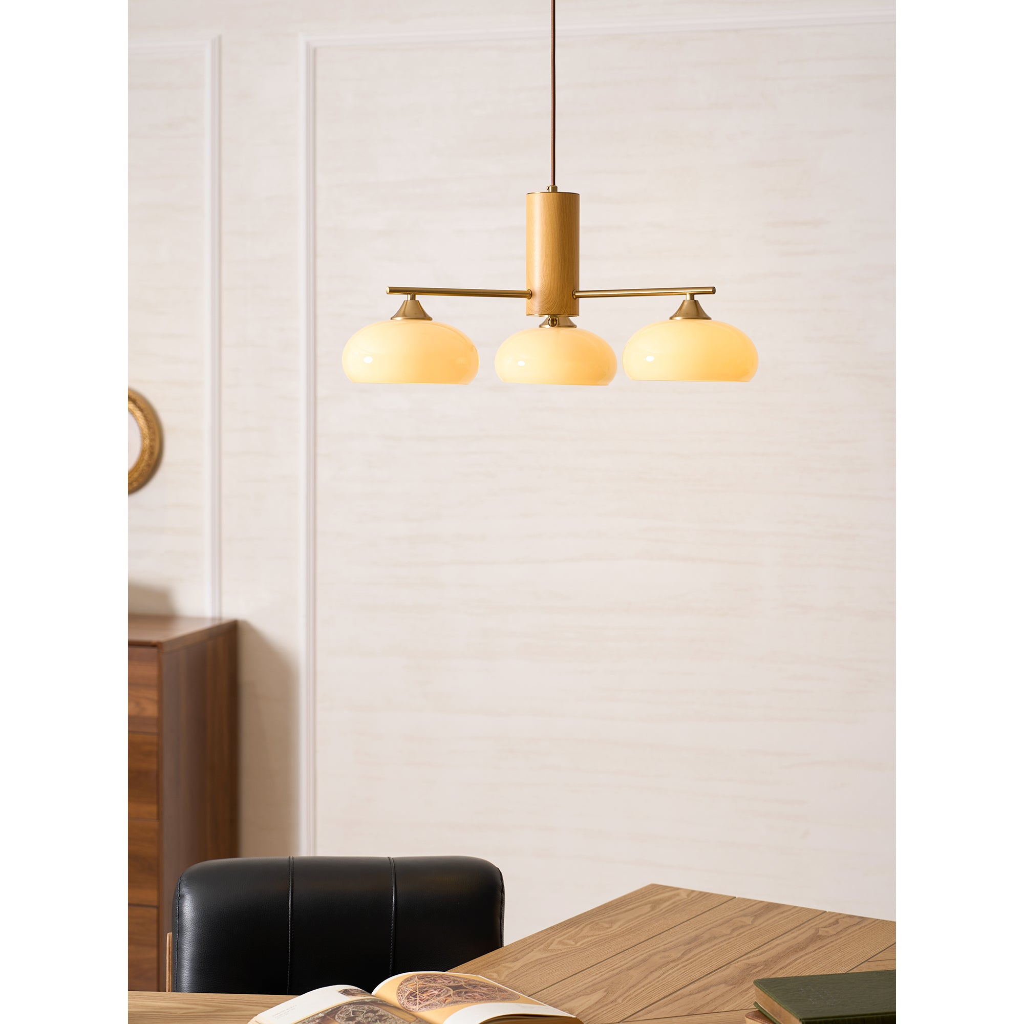 Elliptischer Persimmon-Kronleuchter aus Holz