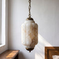 Carica l'immagine nel visualizzatore della galleria, Eloise Scallop Alabaster Pendant Lamp – detail 3

