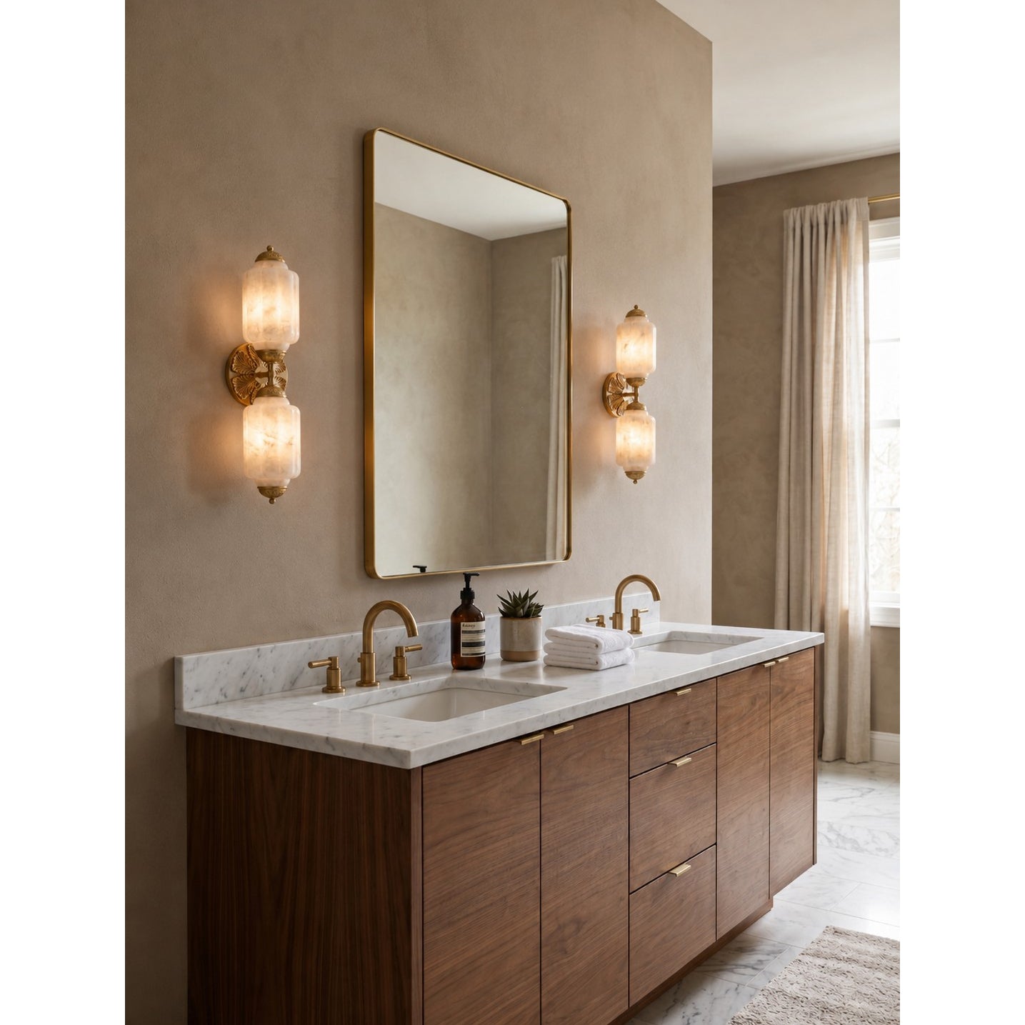 Eloise Scallop Alabaster Wall Sconce
