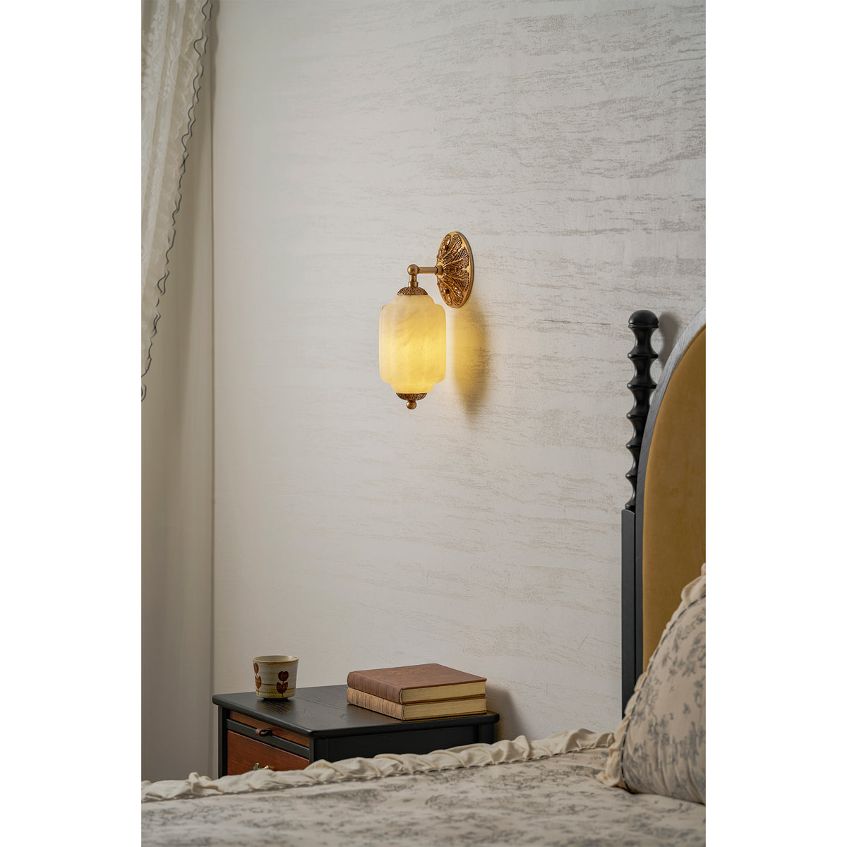 Applique murale Eloise Scallop en albâtre