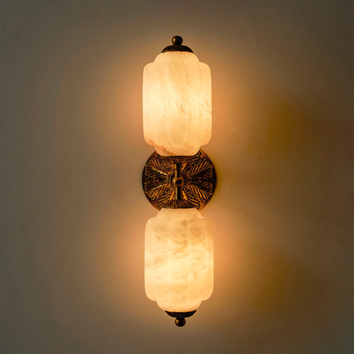 Aplique de pared Eloise Scallop Alabaster