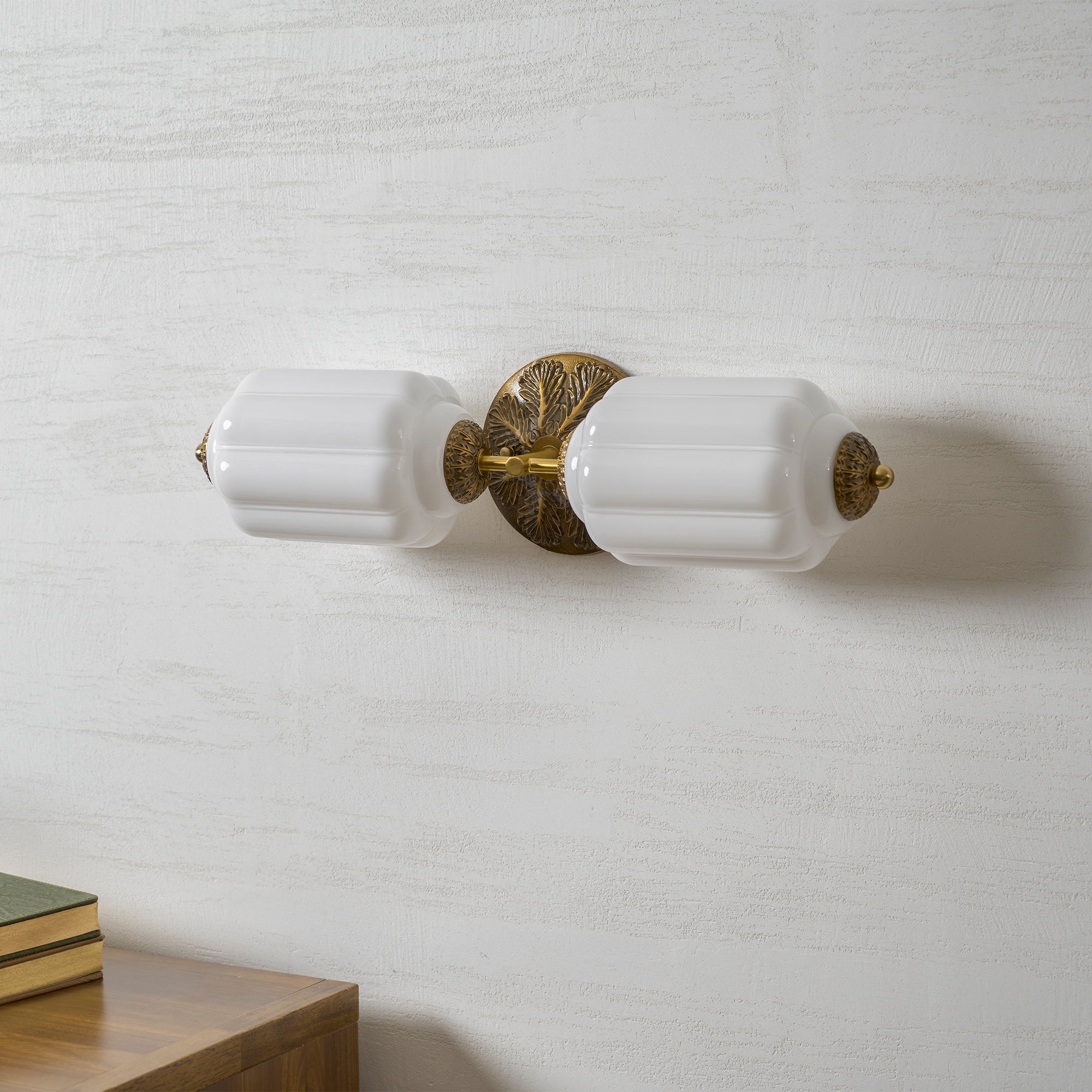 Eloise Scallop Glass Sconce