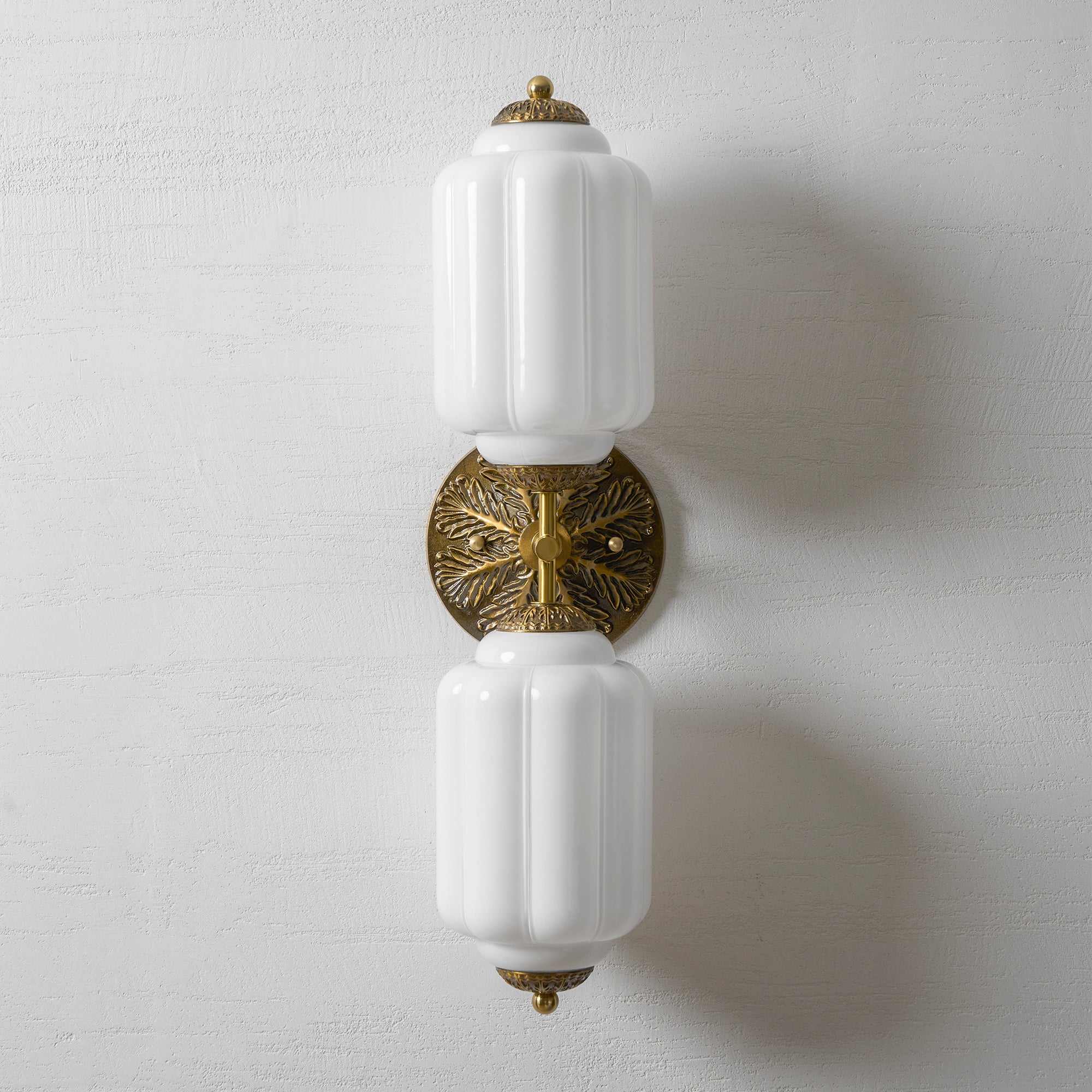Eloise Scallop Glass Sconce