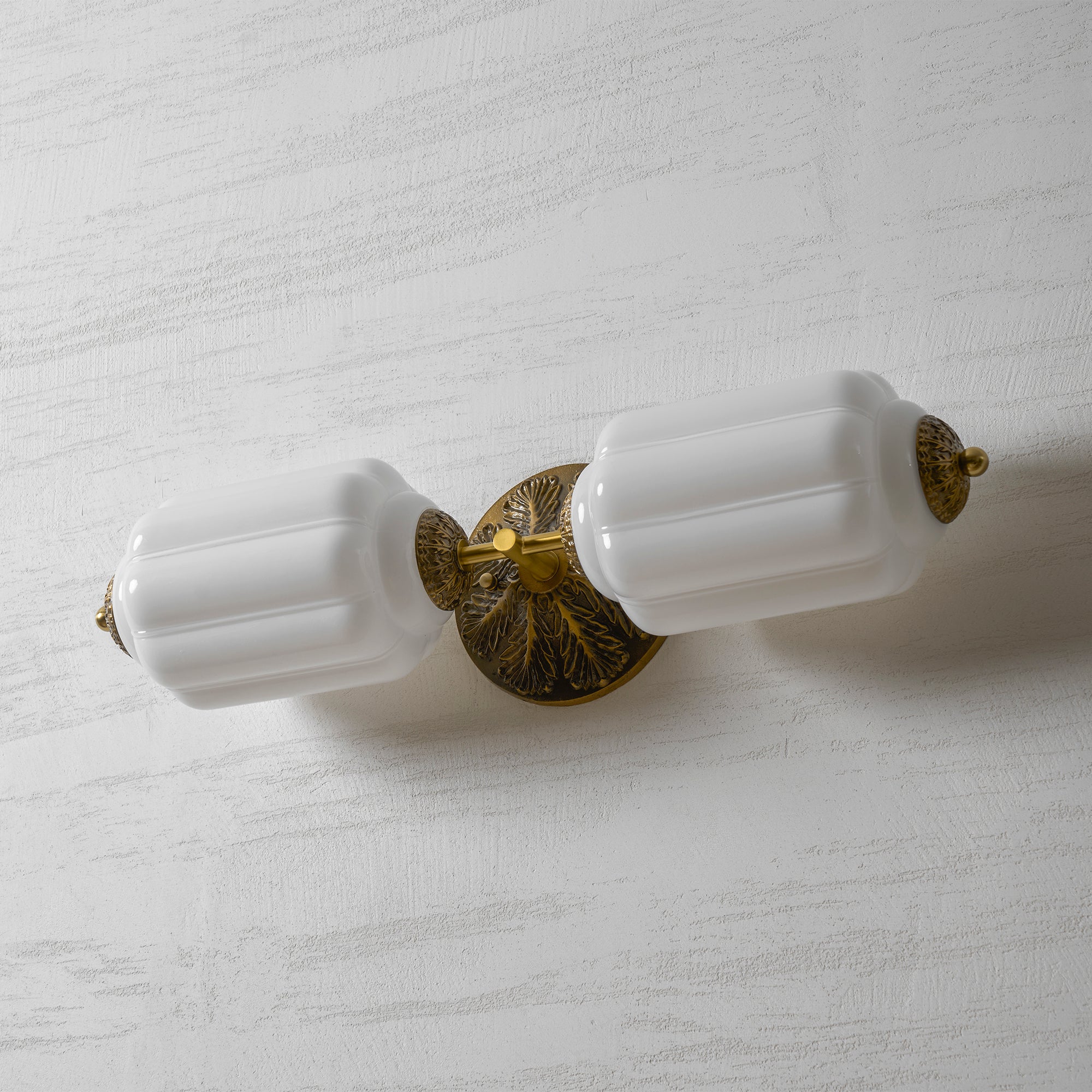 Eloise Scallop Glass Sconce
