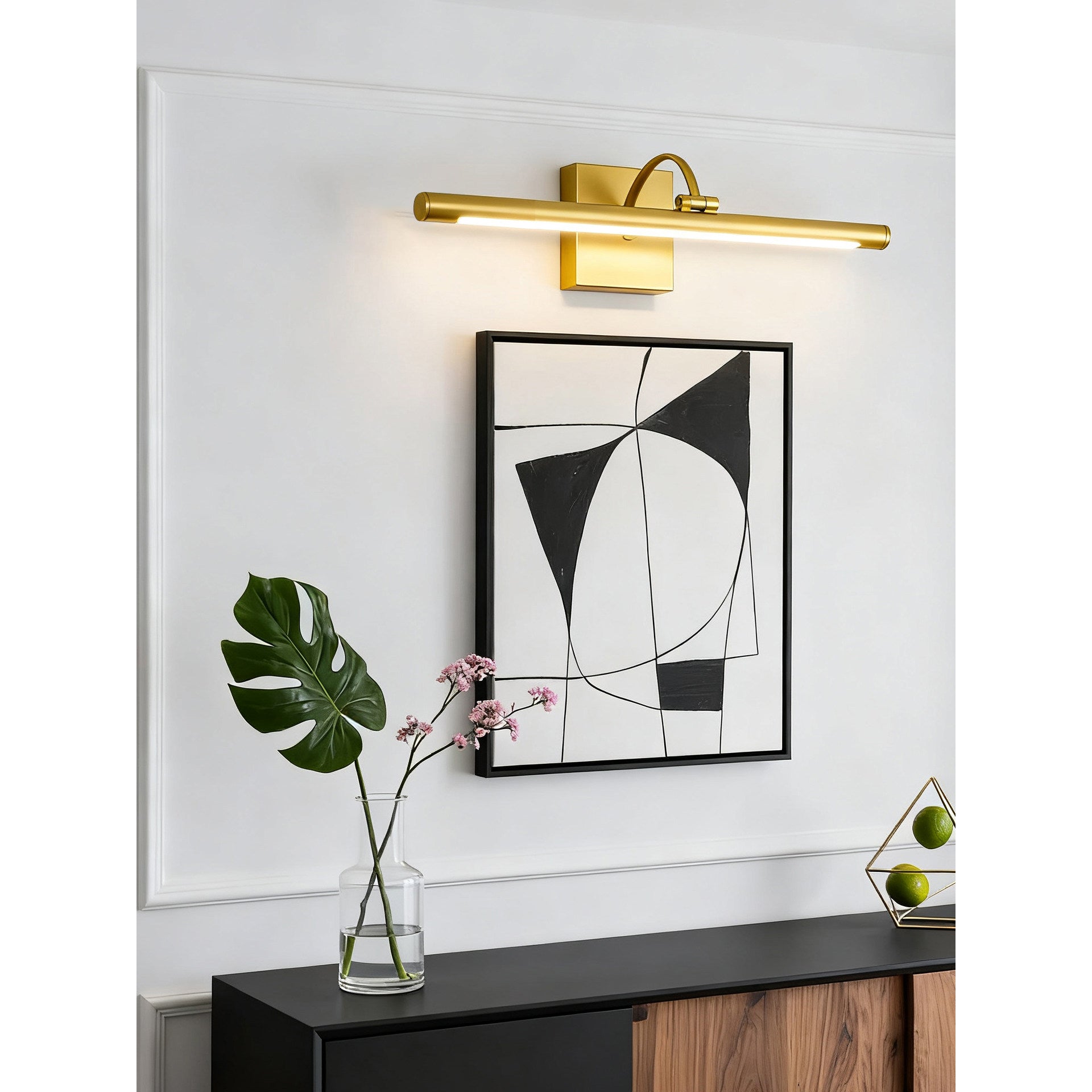 Elowen Brass Wall Lamp